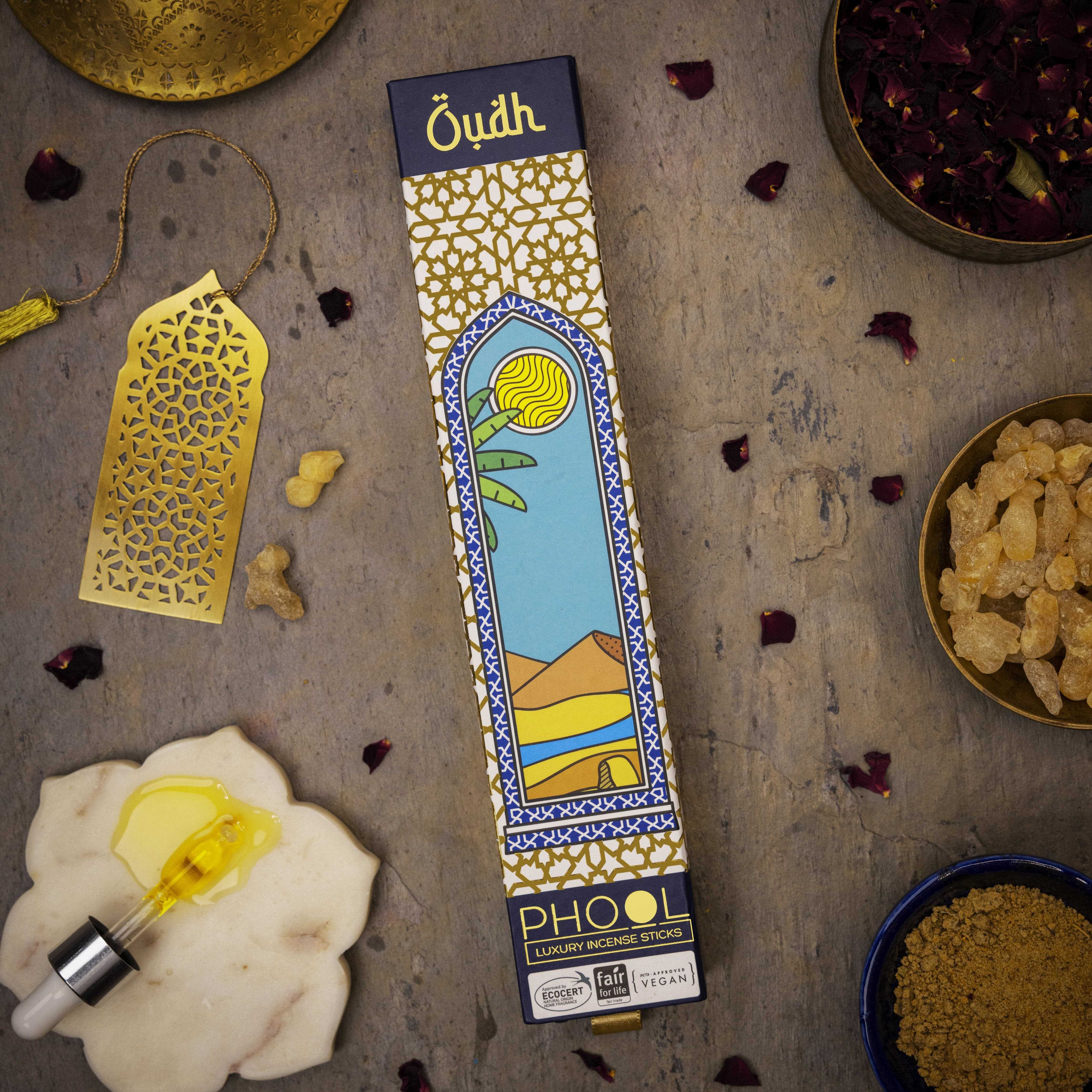 Pashtush Gift Set of Jamawar Shawl with Phool Oudh Incense Sticks, Premium Gift Box Packaging - Image 4