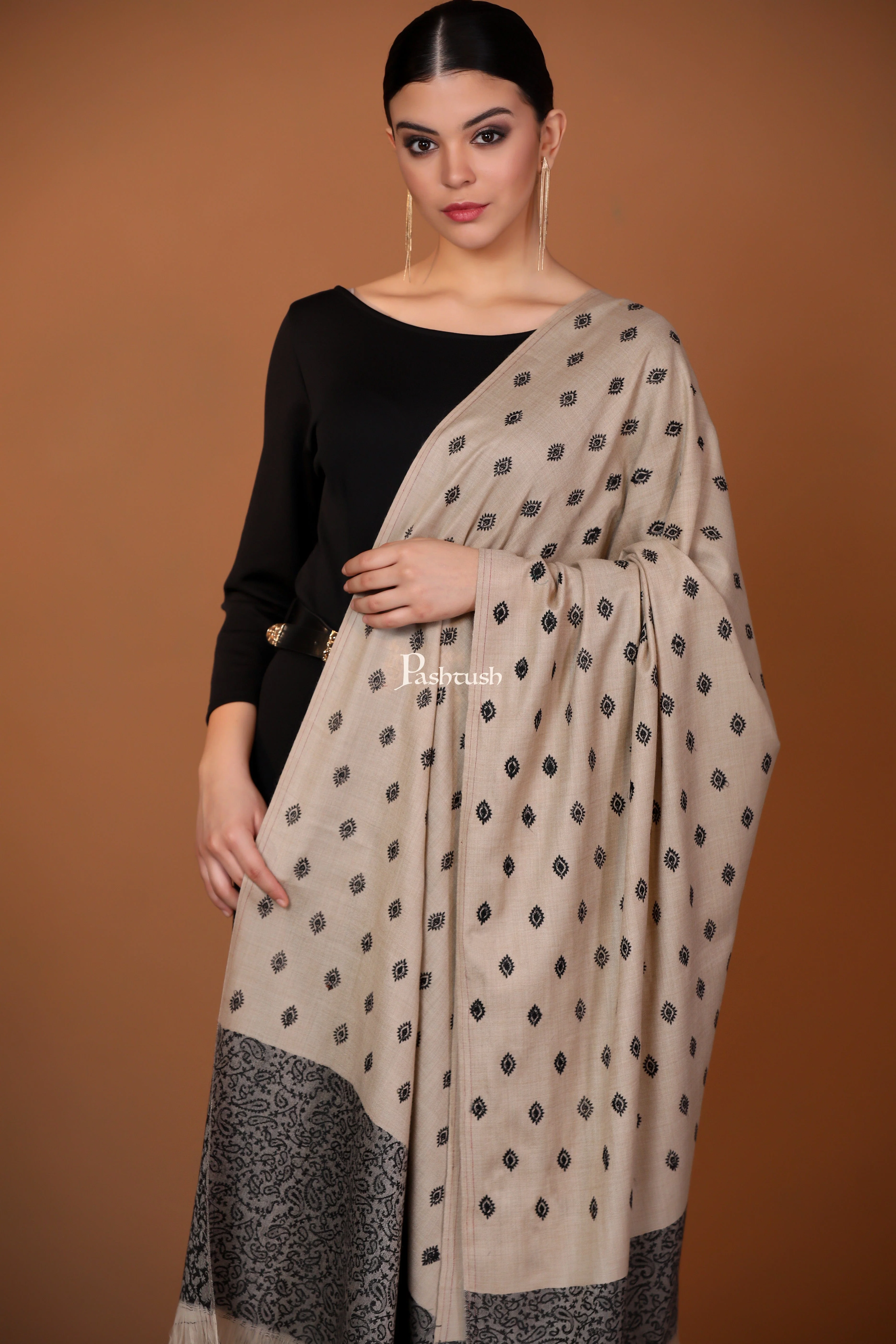 Pashtush His And Her Gift Set Of Checkered Stole And Embroidery Shawl With Premium Gift Box Packaging, Black and Beige - Image 8