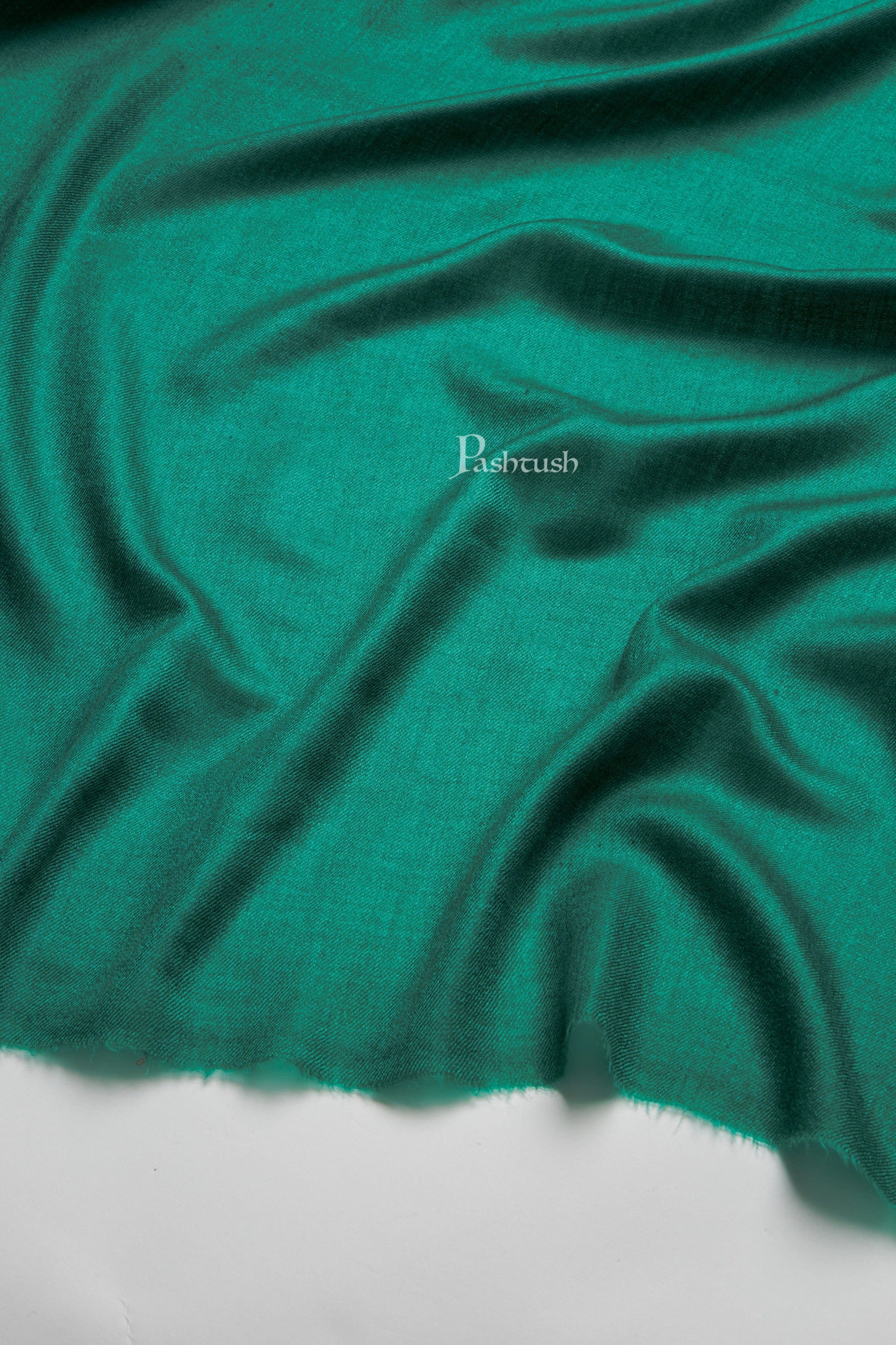 Pashtush His and Her Gift Set of Fine Wool Mens Stole with Womens Soft Printed Bamboo Shikaardar Stole, Bottle Green and Multicolour - Image 4