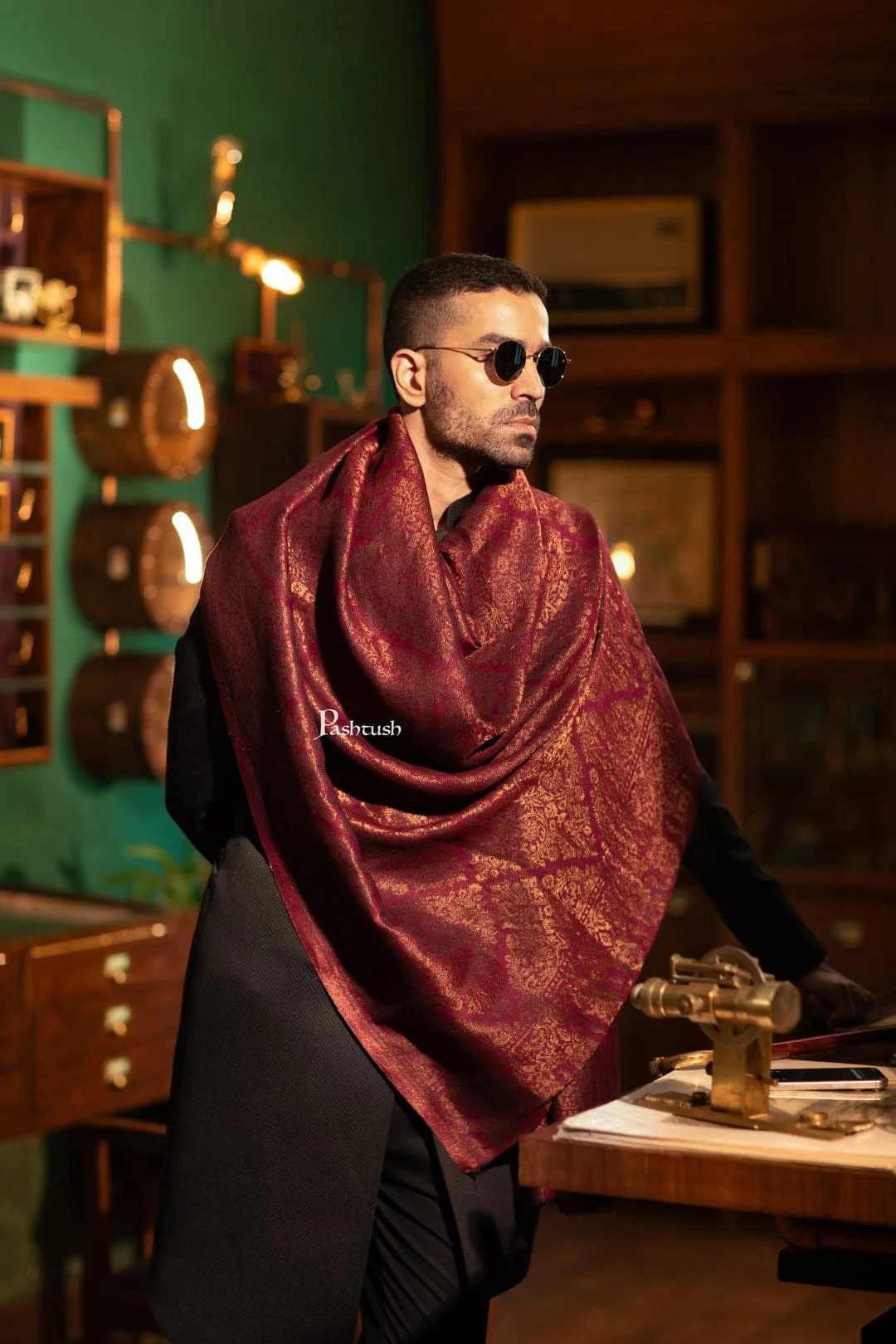 Pashtush His and Her Gift Set of Twilight Stole and Shawl, Maroon and Black, Packaged in Keepsake Wooden Chester Gift Box - Image 9