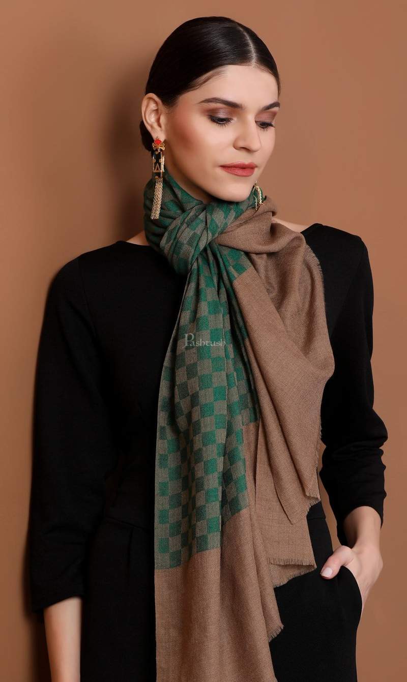 Pashtush His And Her Set Of Checkered Stoles With Premium Gift Box Packaging, Black and Bottle Green - Image 12