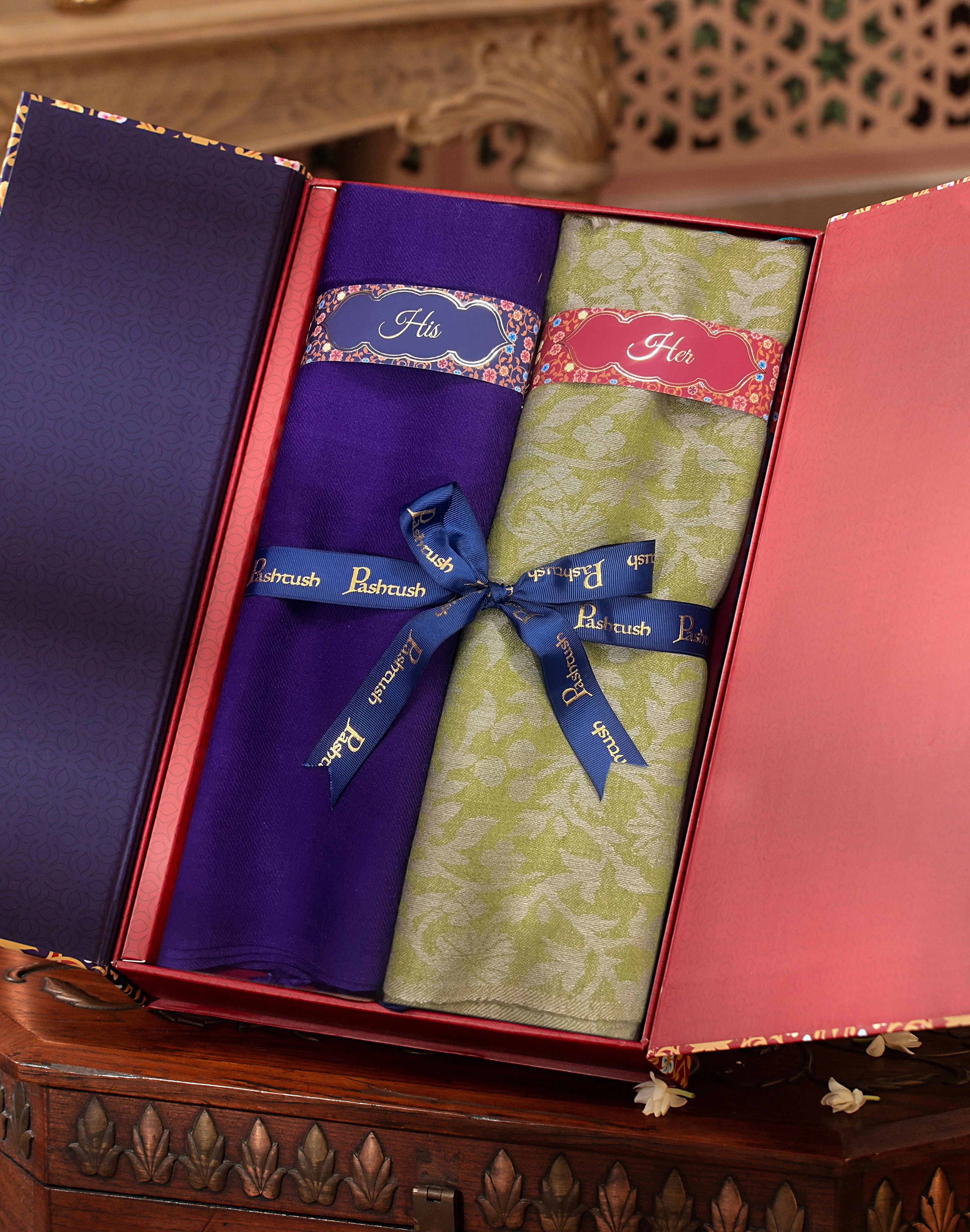 Pashtush His And Her Set Of Fine Wool Stoles, Premium Gift Box Packaging, Purple and Green