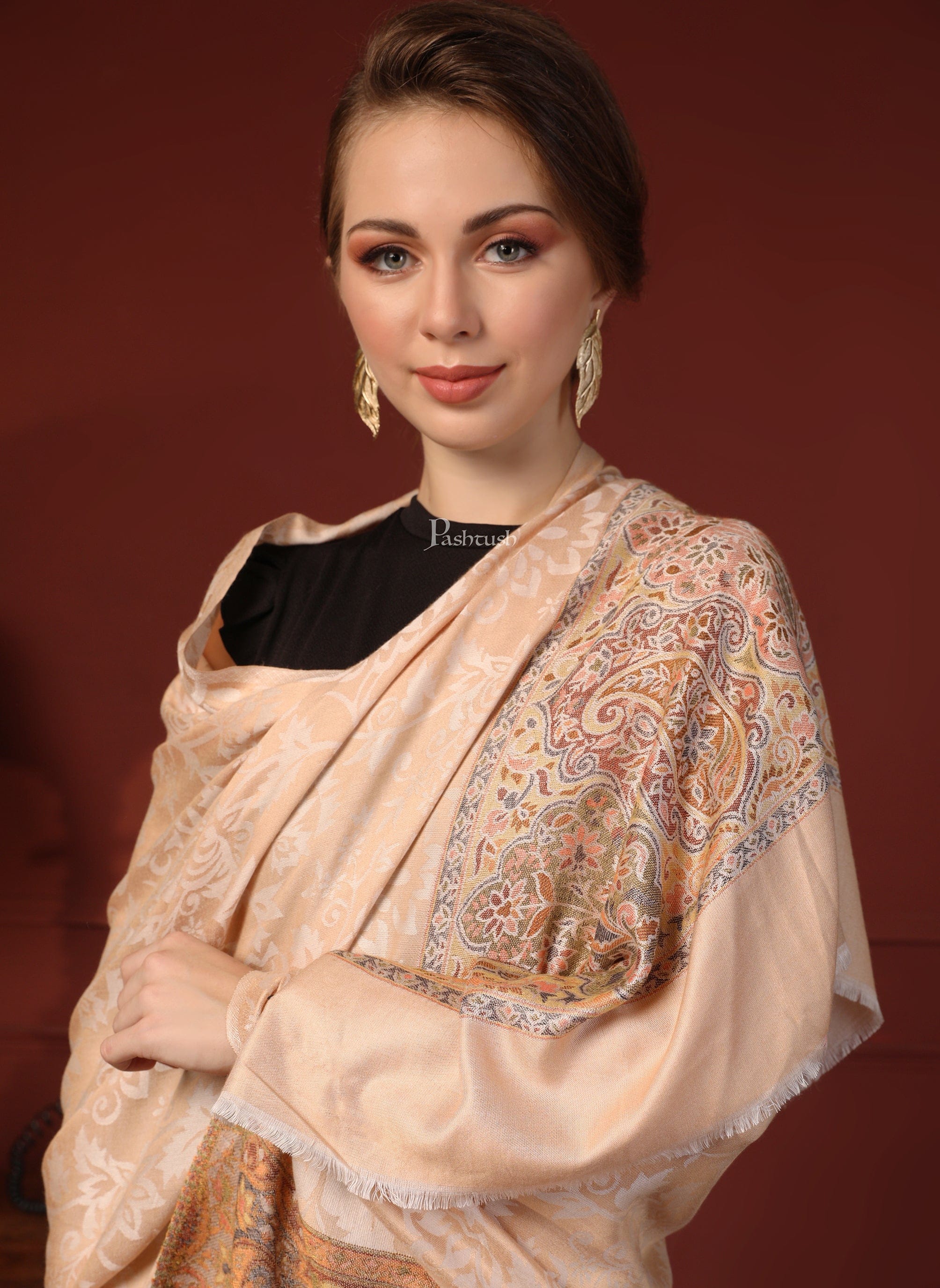 Pashtush His And Her Set Of Mens Fine Wool Lohi and Womens Reversible Bamboo Stole, Premium Gift Box Packaging, Ivory and Peach - Image 14