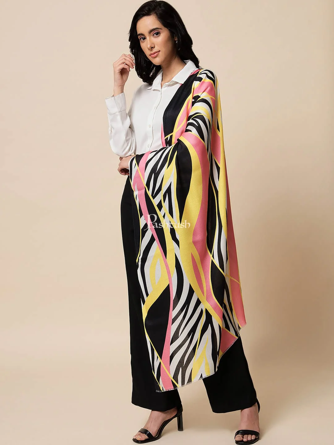 Pashtush His And Her Set Of Mens Fine Wool Stole and Womens Bamboo Stole, Premium Gift Box Packaging, Black and Multicolour - Image 12