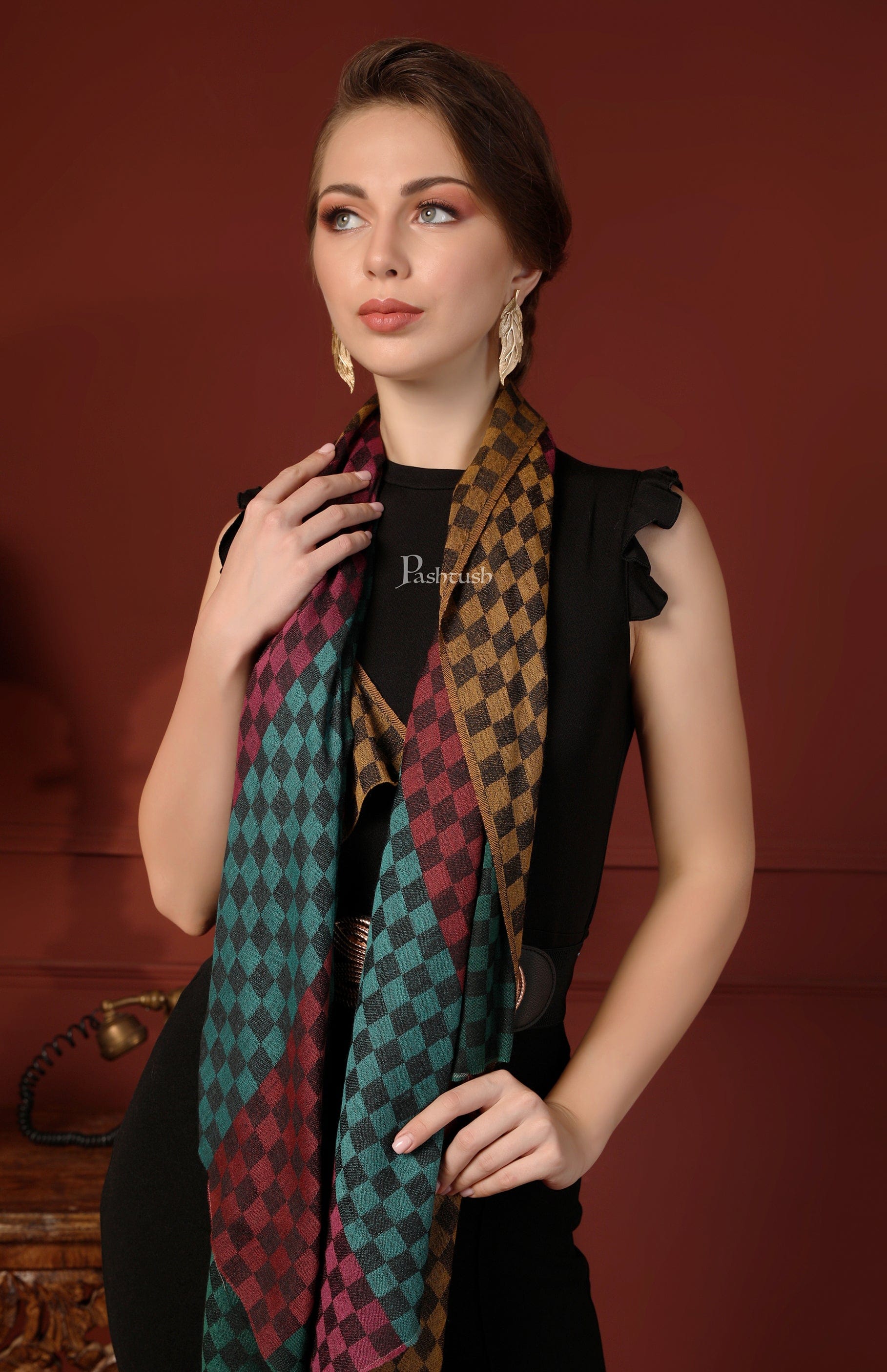 Pashtush His and Her Set of Stoles with Premium Gift Box Packaging, Taupe and Multicoloured. - Image 11