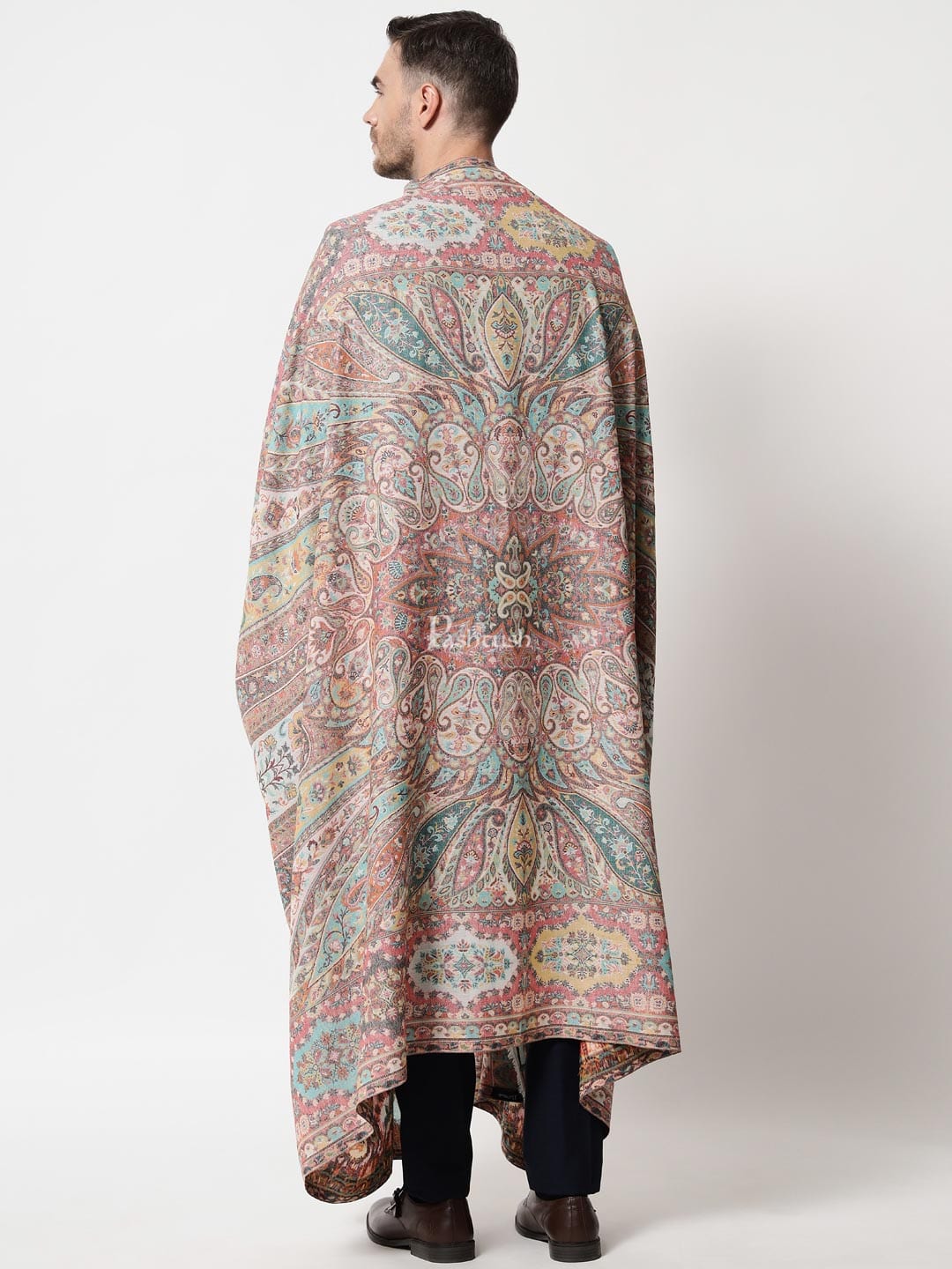 Pashtush men Extra Fine Wool shawl, Antique Weave, Ethnic Jamawar design, Ivory - Image 4