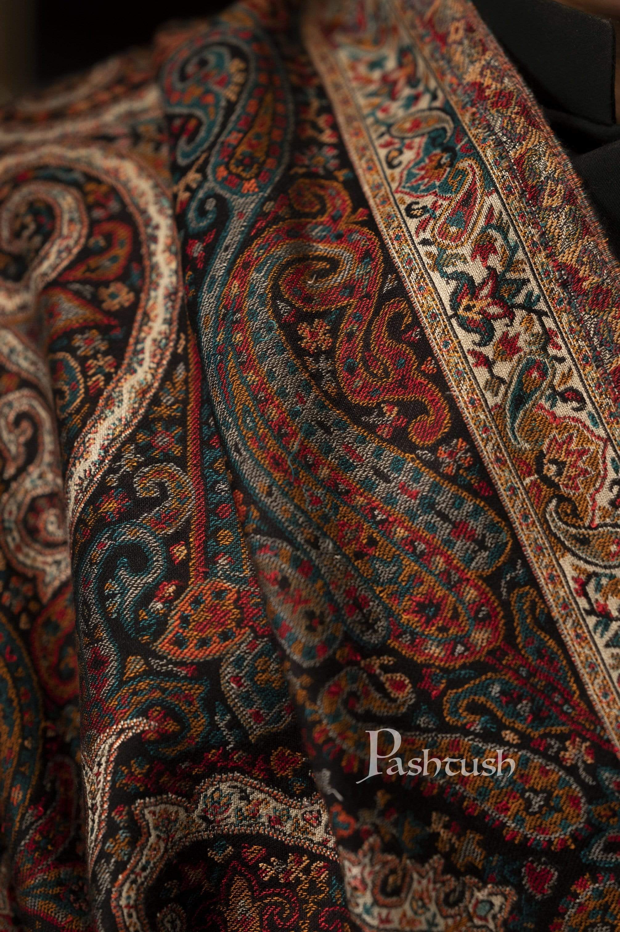 Pashtush Mens Antique Look Heritage Design, Jamawar Stole, Fine and Soft - Image 4