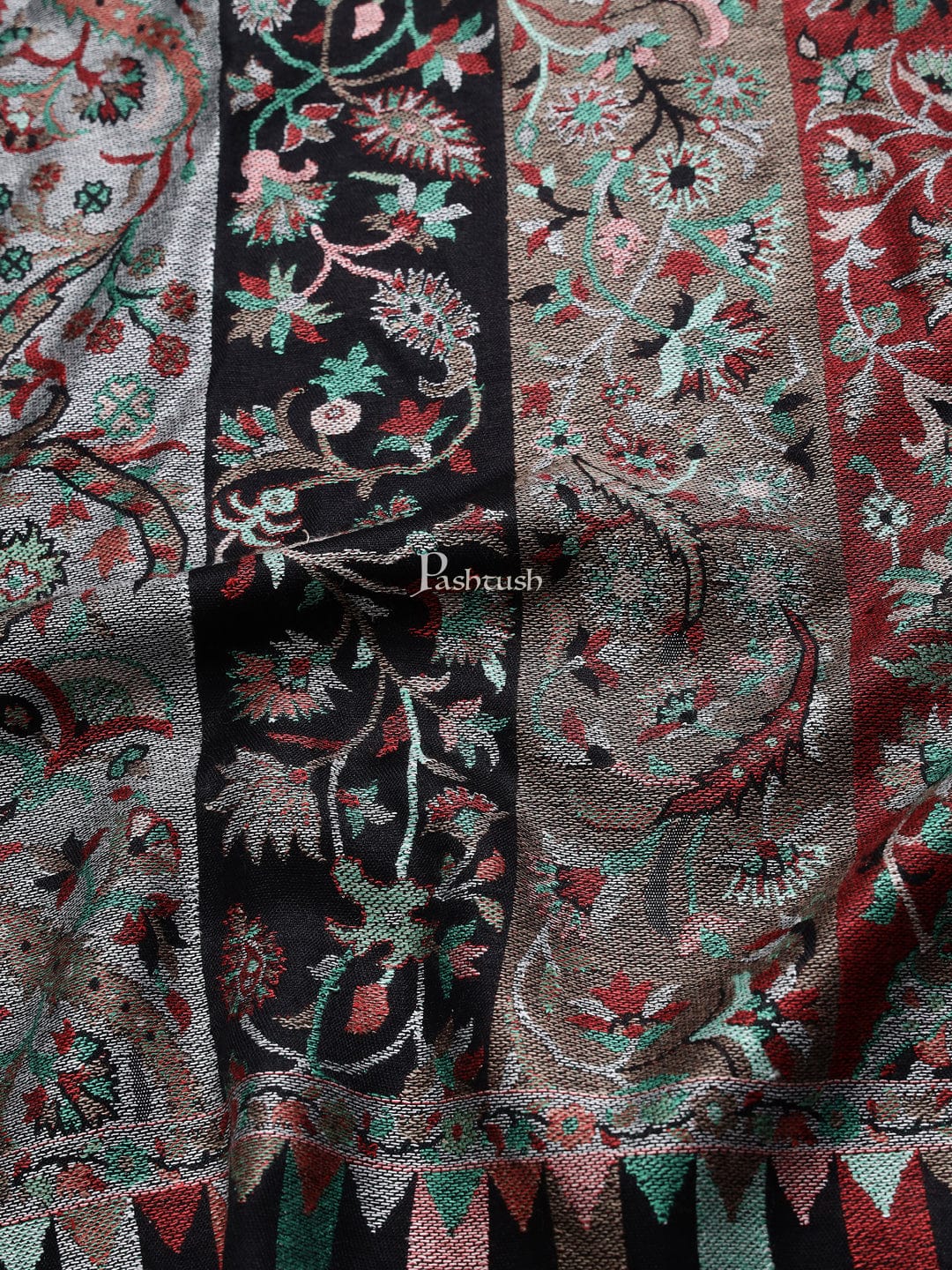 Pashtush mens Bamboo stole, stripe design, Multicolour - Image 5