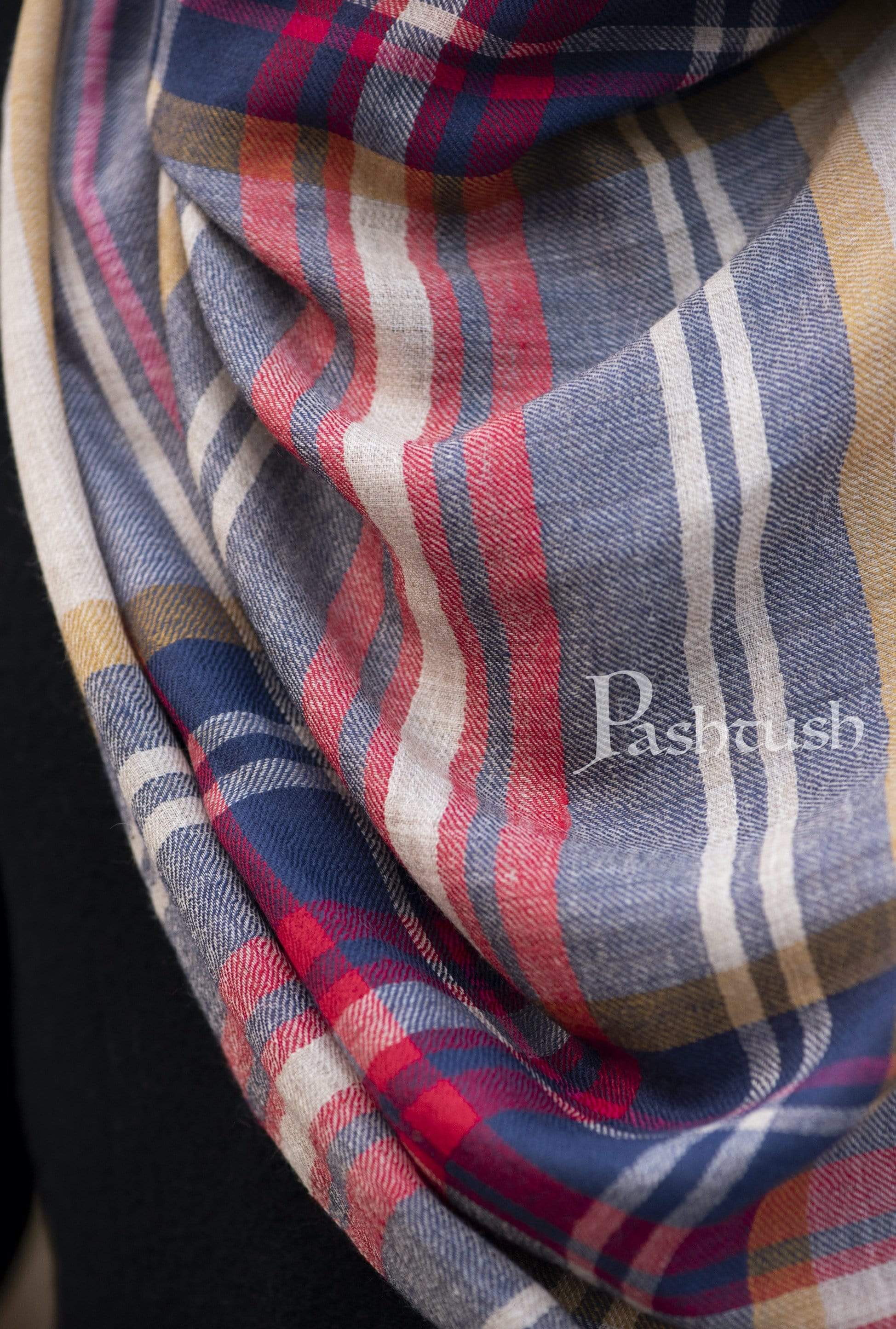 Pashtush Mens Cashmere Wool Checkered Scarf - Image 6