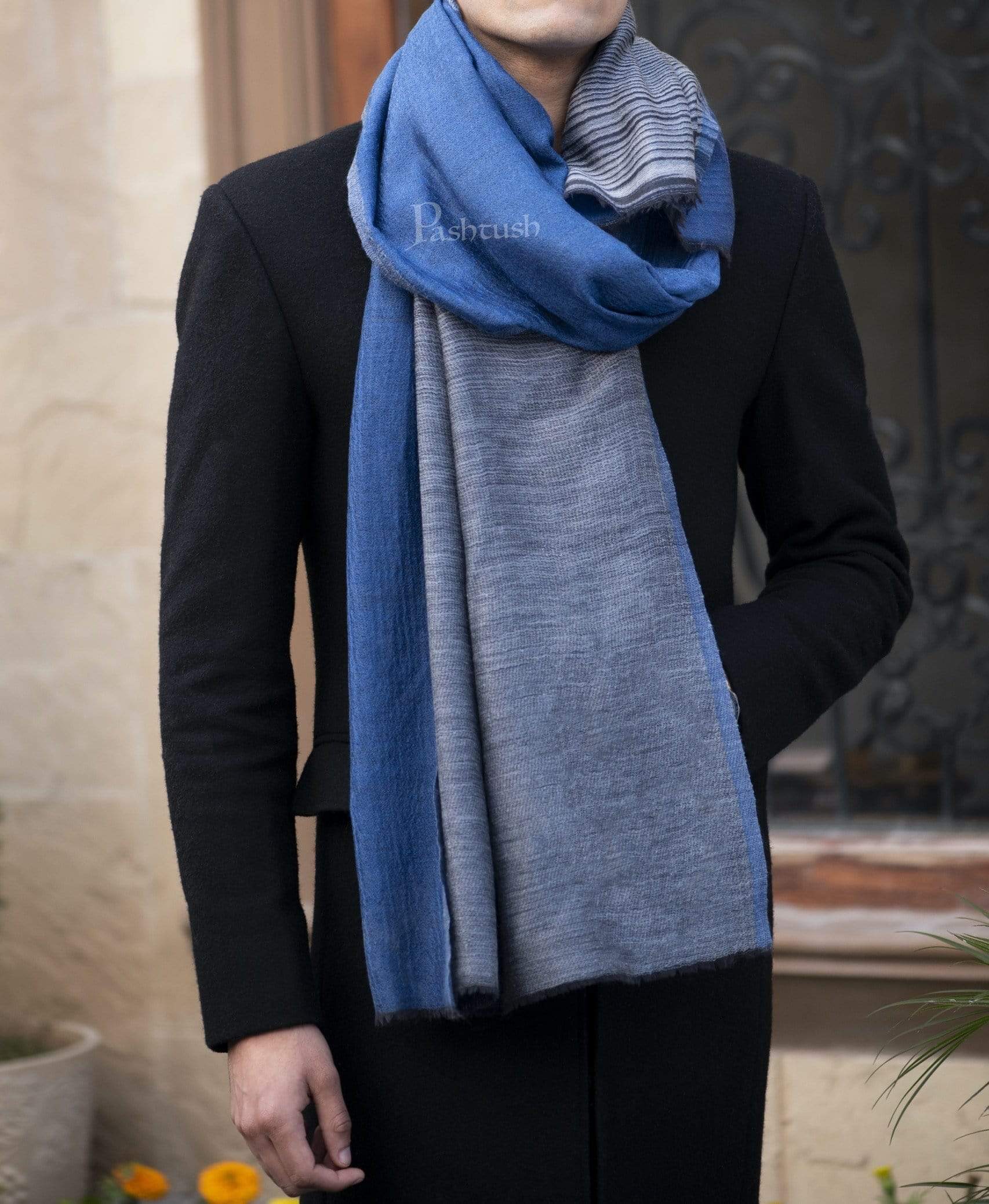 Pashtush Mens Cashmere Wool Scarf, Reversible, Twin Weave, Azure Blue - Image 4