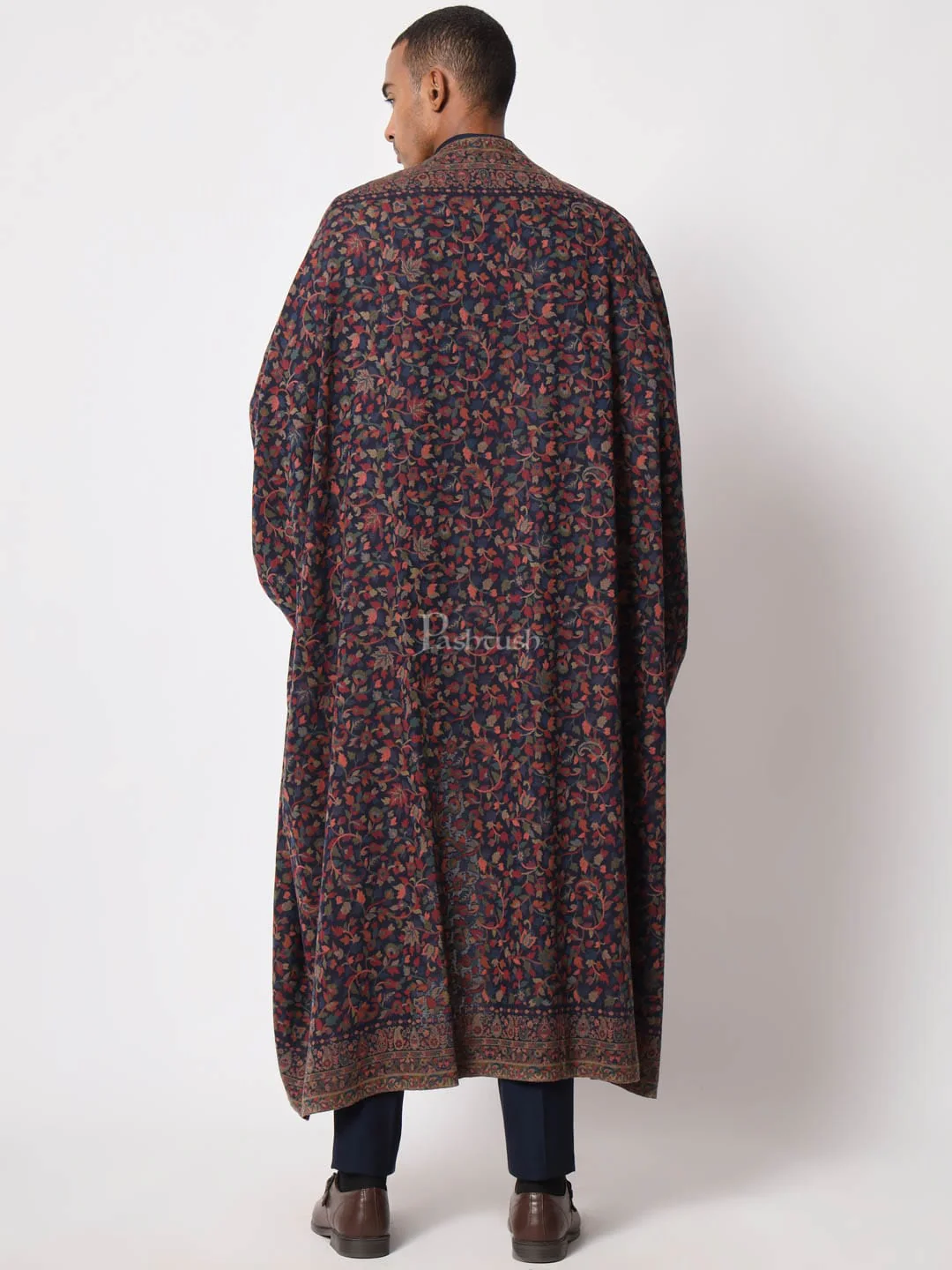 Pashtush Mens Ethnic Shawl, Mens Lohi, Full Size, Fine Wool, Navy Blue - Image 4
