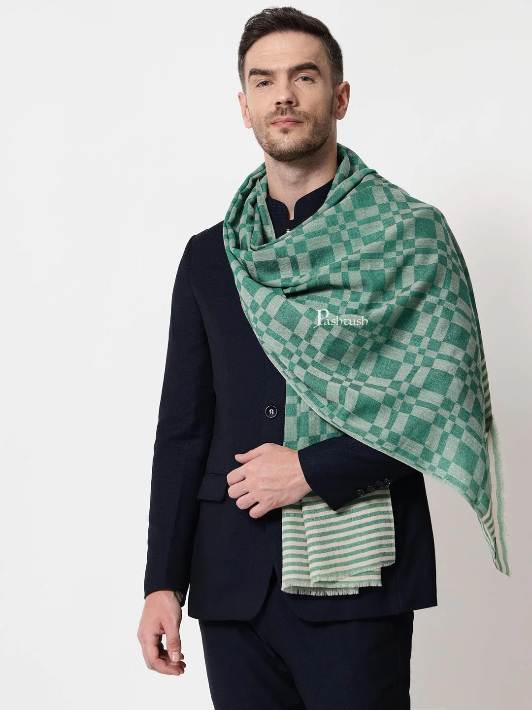 Pashtush mens Extra Fine Wool stole, checkered design, Green - Image 2