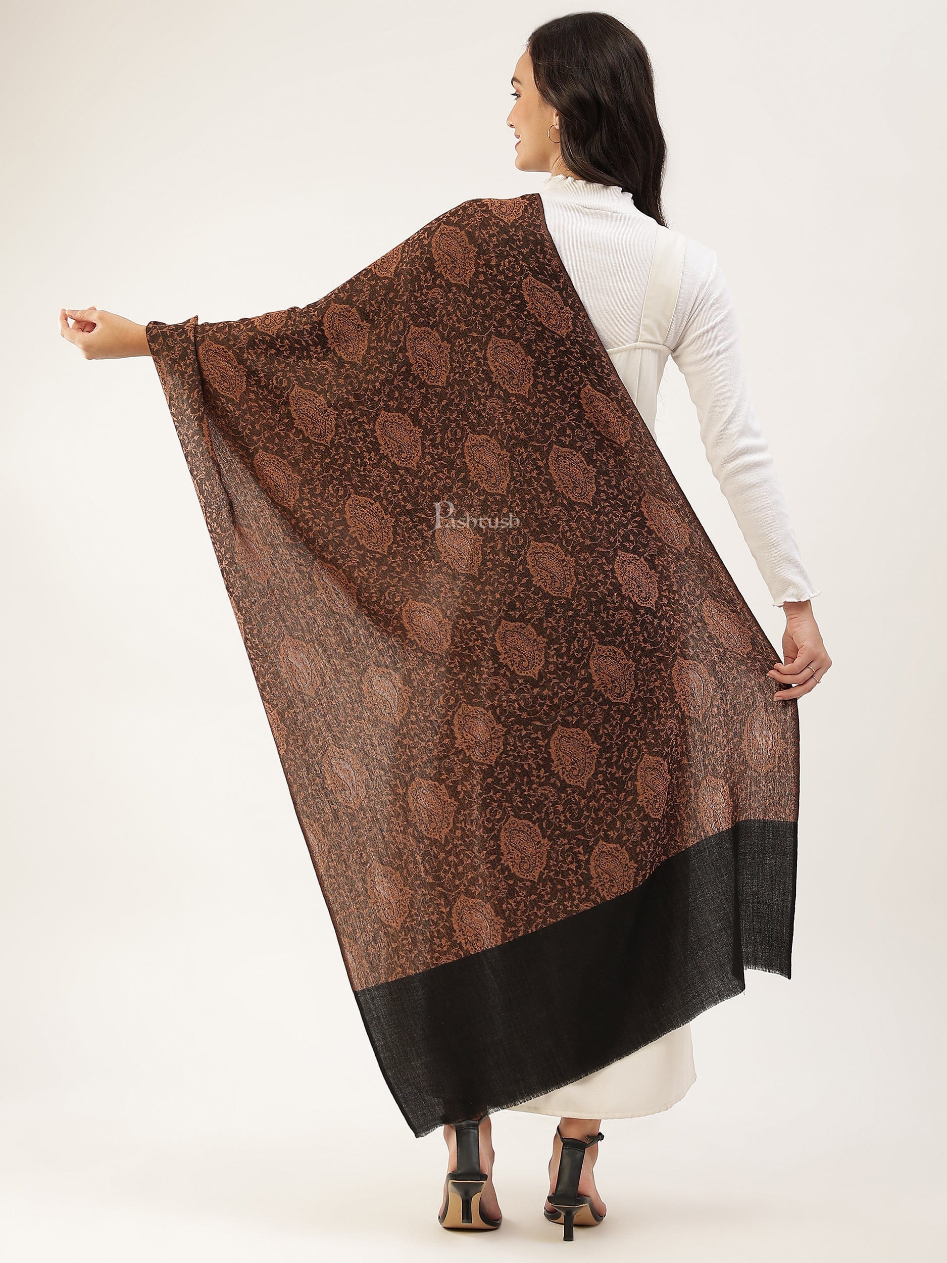 Pashtush Womens Extra Fine Wool stole, jacquard design, Black - Image 5