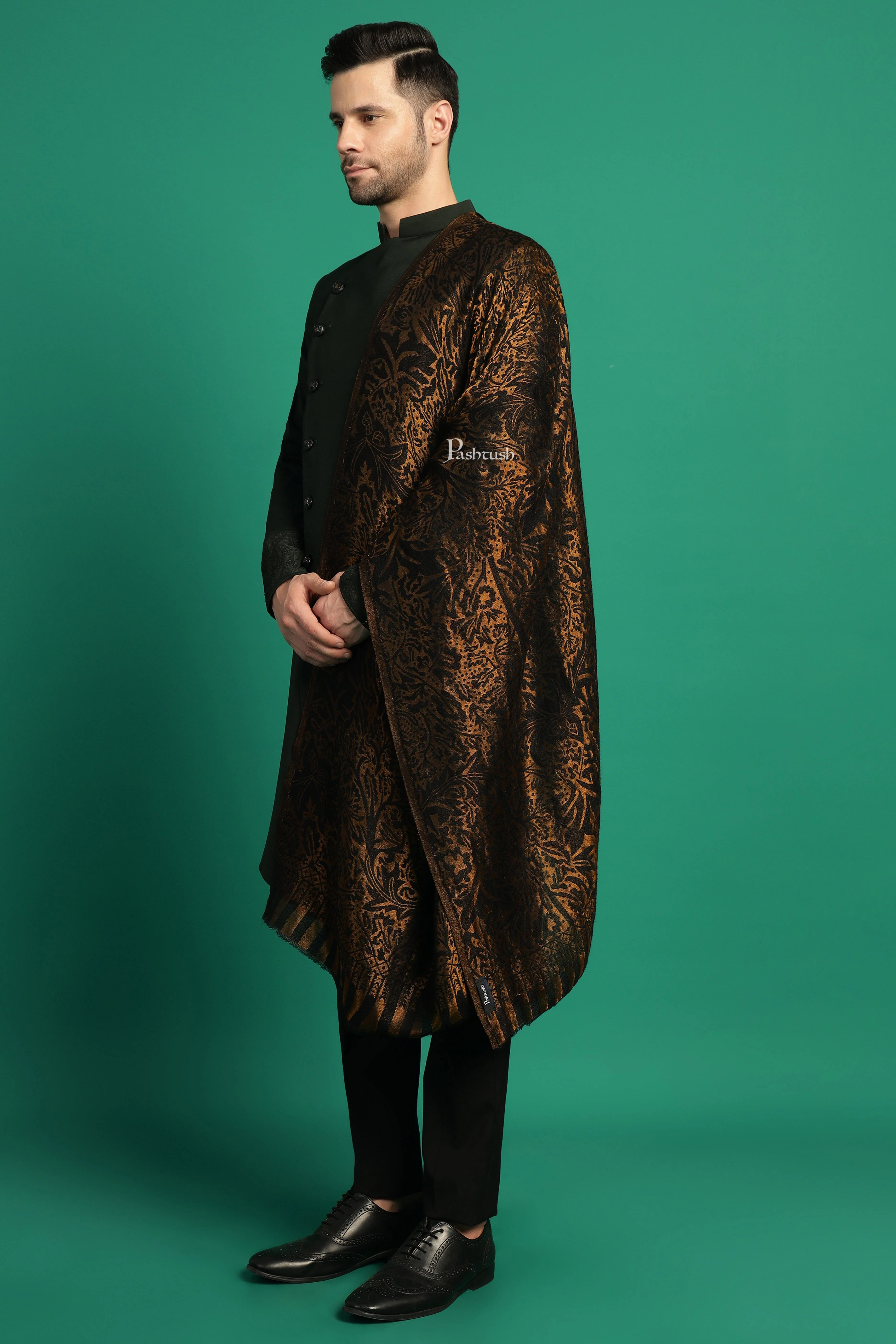 Pashtush Mens Extra Fine Wool Stole, Paisley With Zari Design, Black (Twilight) - Image 7