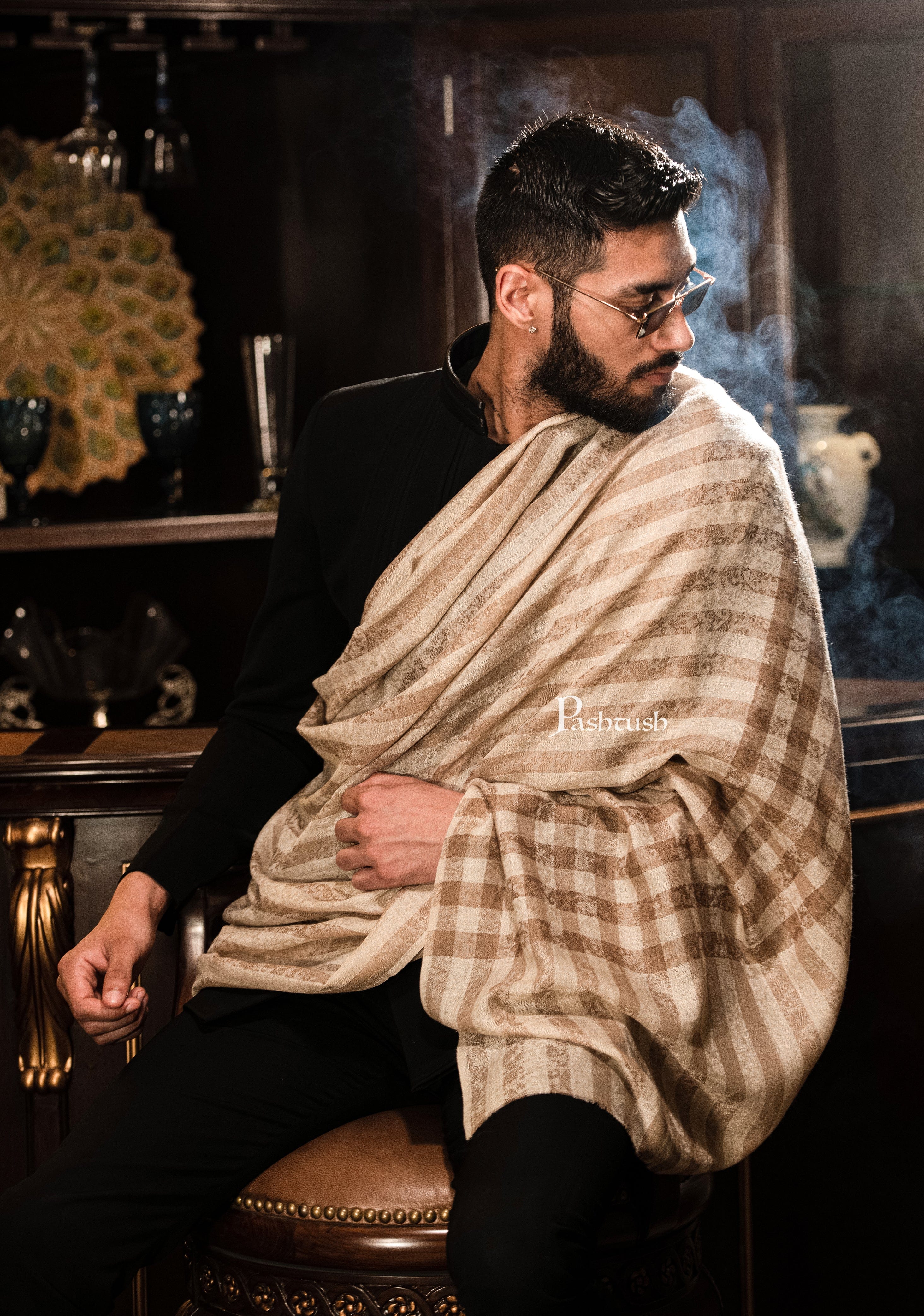 Pashtush Mens Fine Wool Shawl, Checks, Extra Soft And Warm, Beige - Image 4