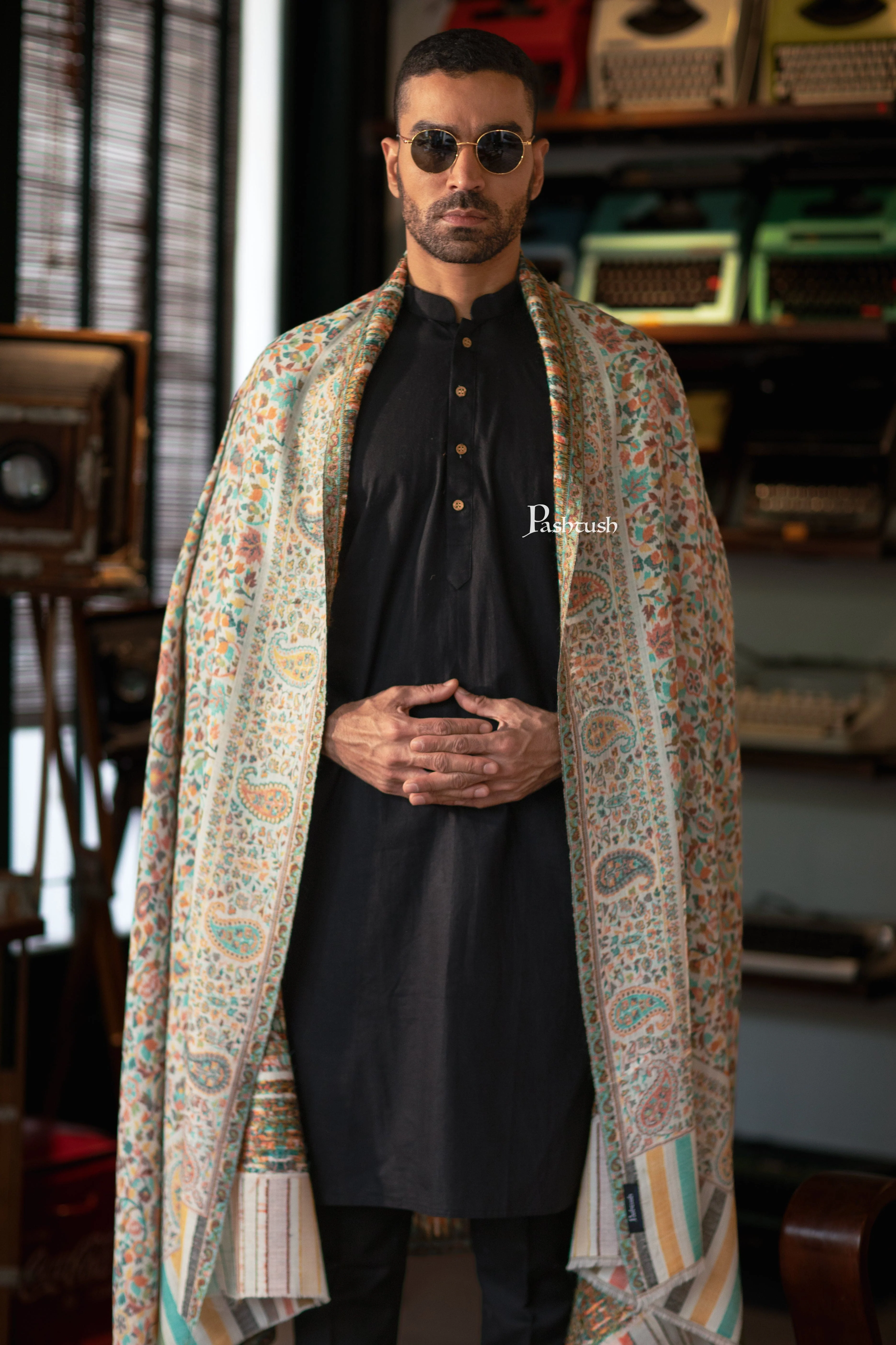 Pashtush Mens Fine Wool Shawl, Ethnic Weave, Full Size, Ivory - Image 3