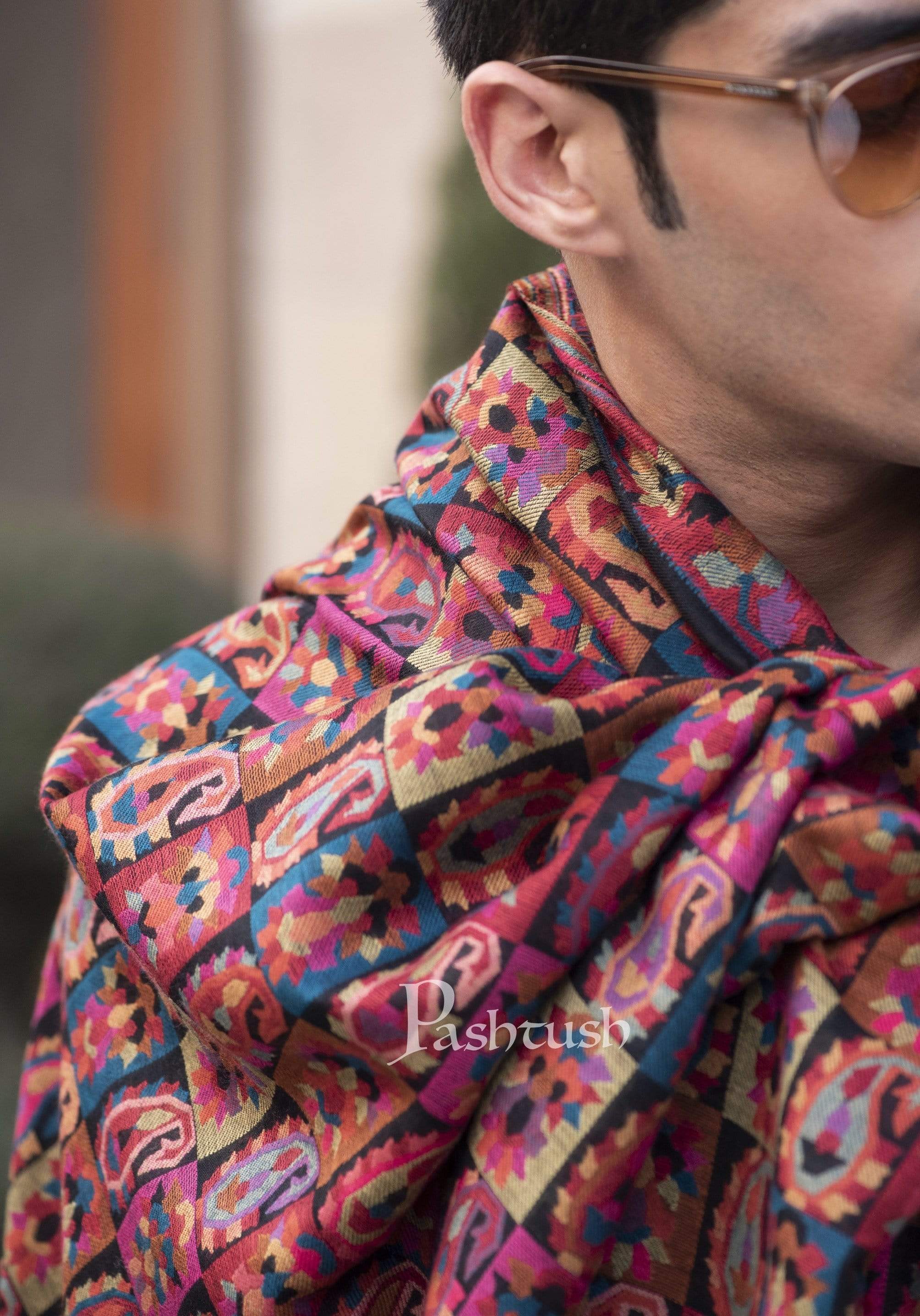 Pashtush Mens Woven Ethnic Shawl, Mens Lohi , Full Size, Fine Soft Wool - Image 9