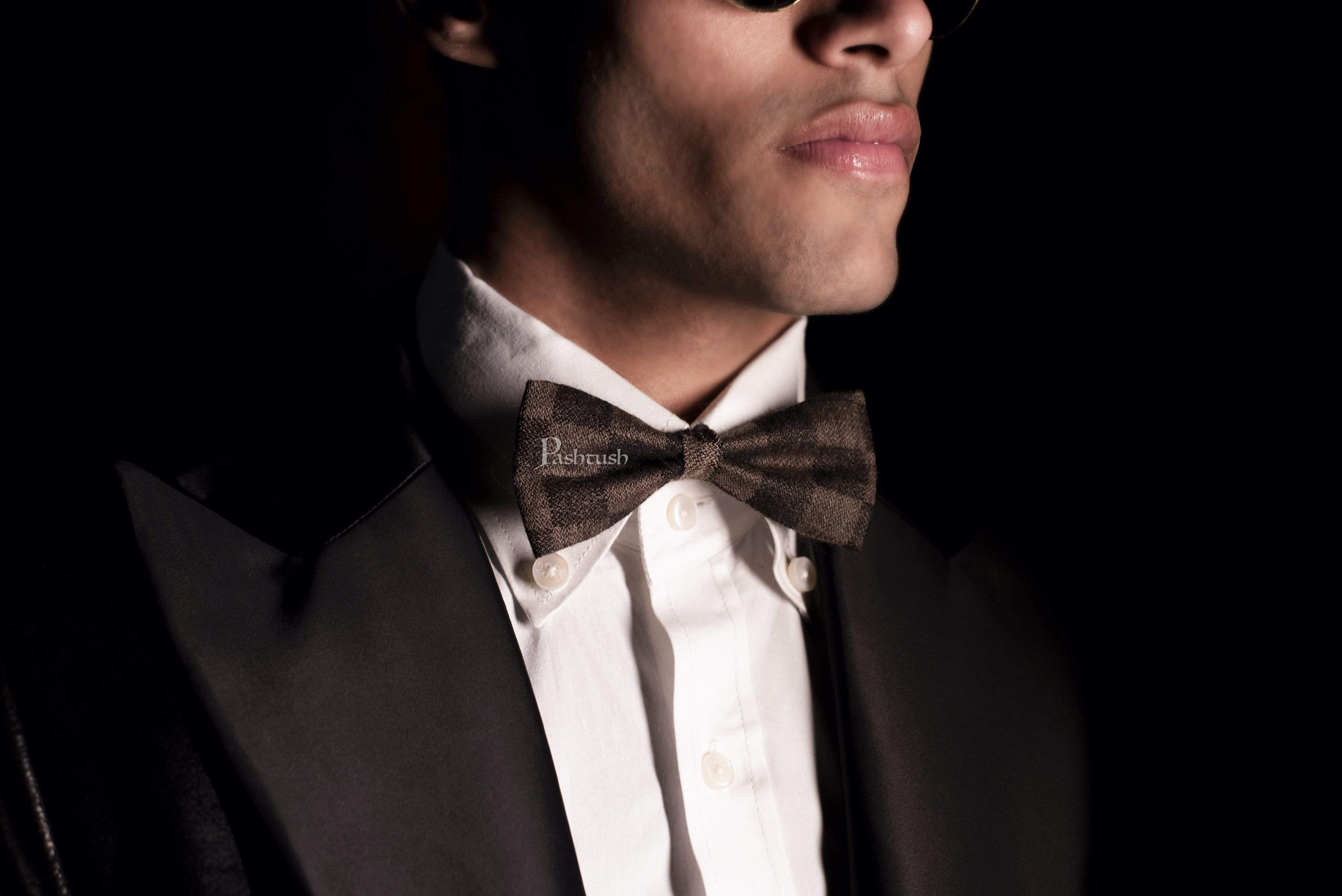Pashtush Mens Luxury Pre-Tied Bow Tie, Fine Wool - Image 4