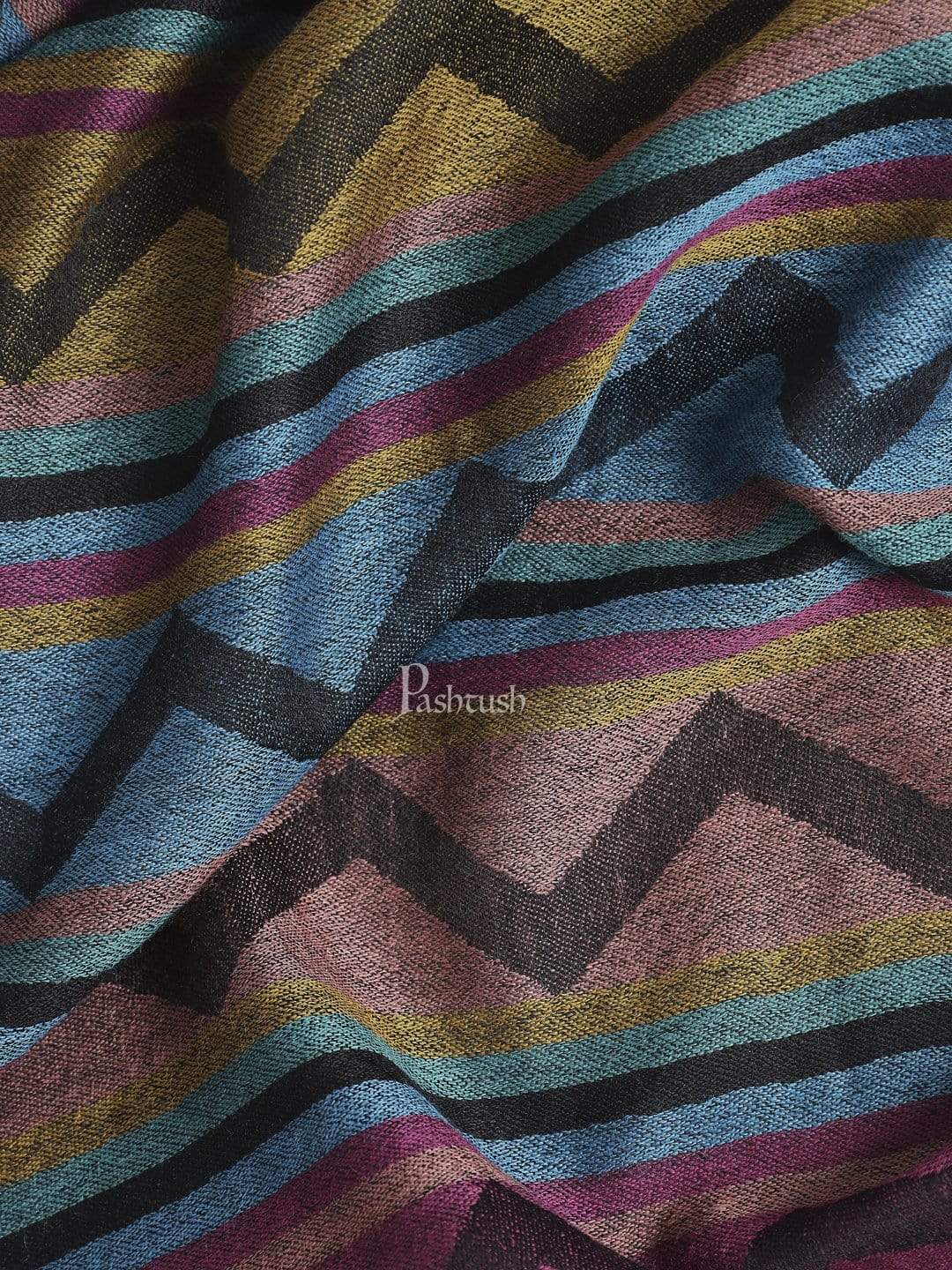 Pashtush Men'S Reversible Stole, Aztec Weave Scarf, Black - Image 2