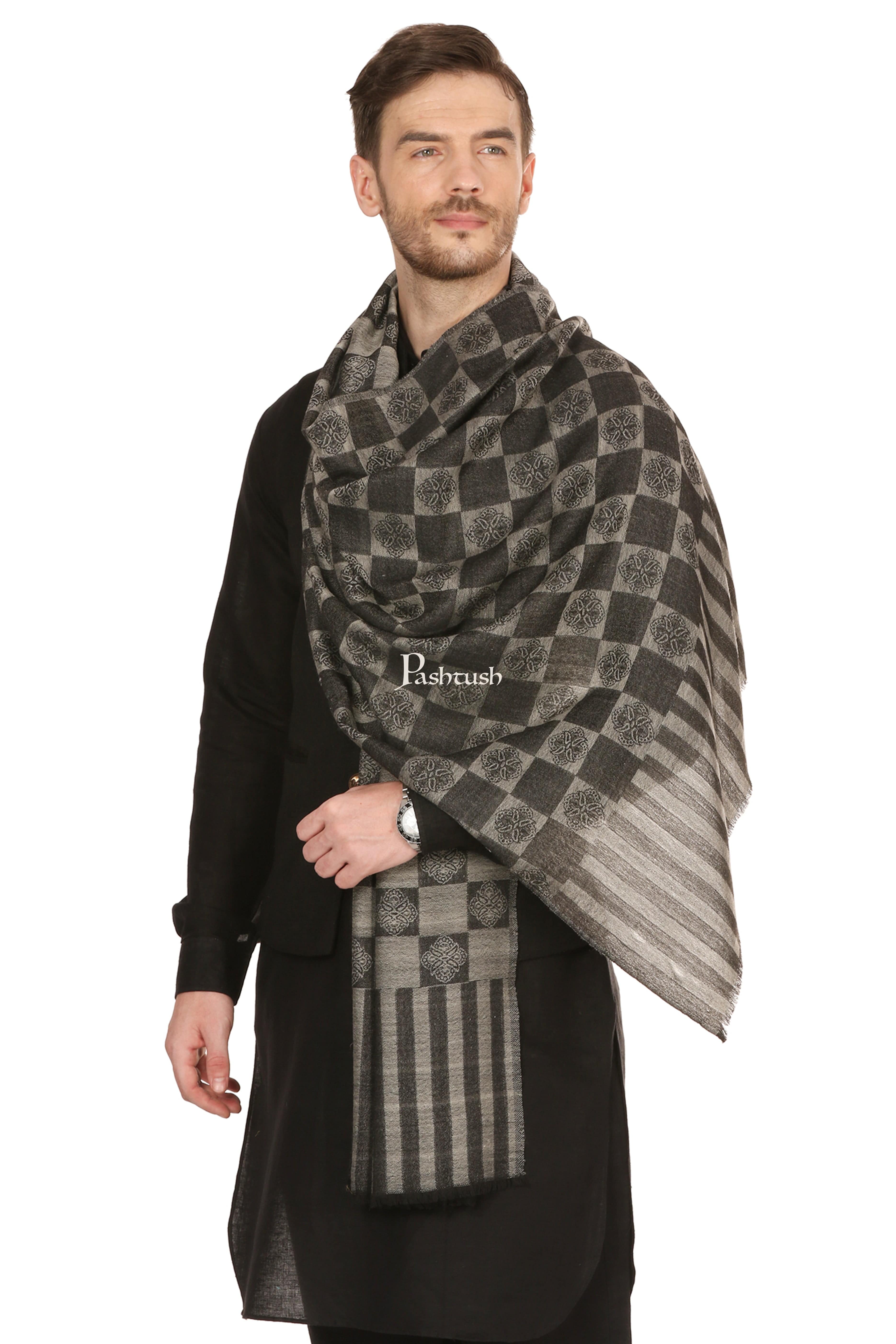 Pashtush Mens Reversible Stole, Checkered Design - Black - Image 4