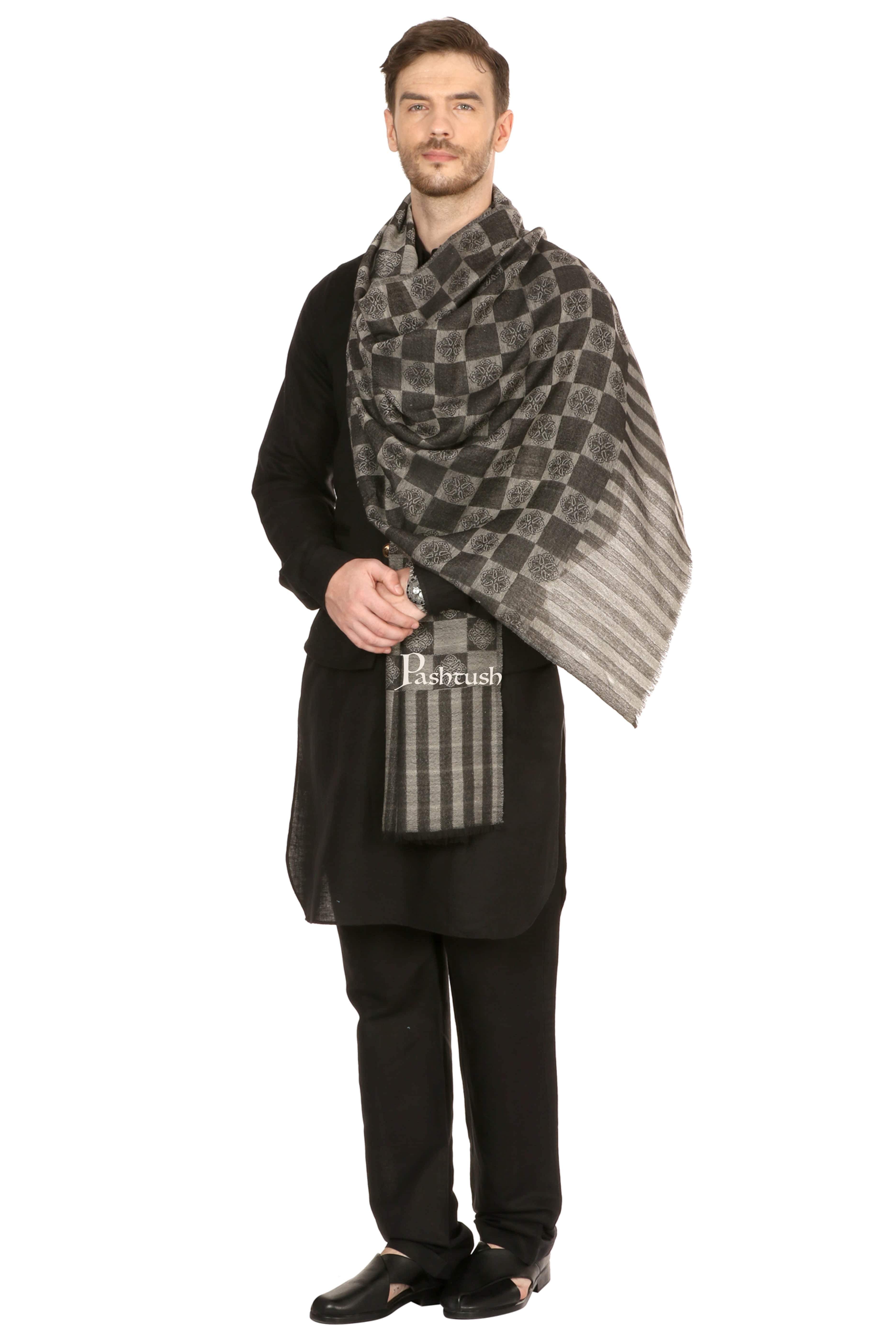 Pashtush Mens Reversible Stole, Checkered Design - Black - Image 5