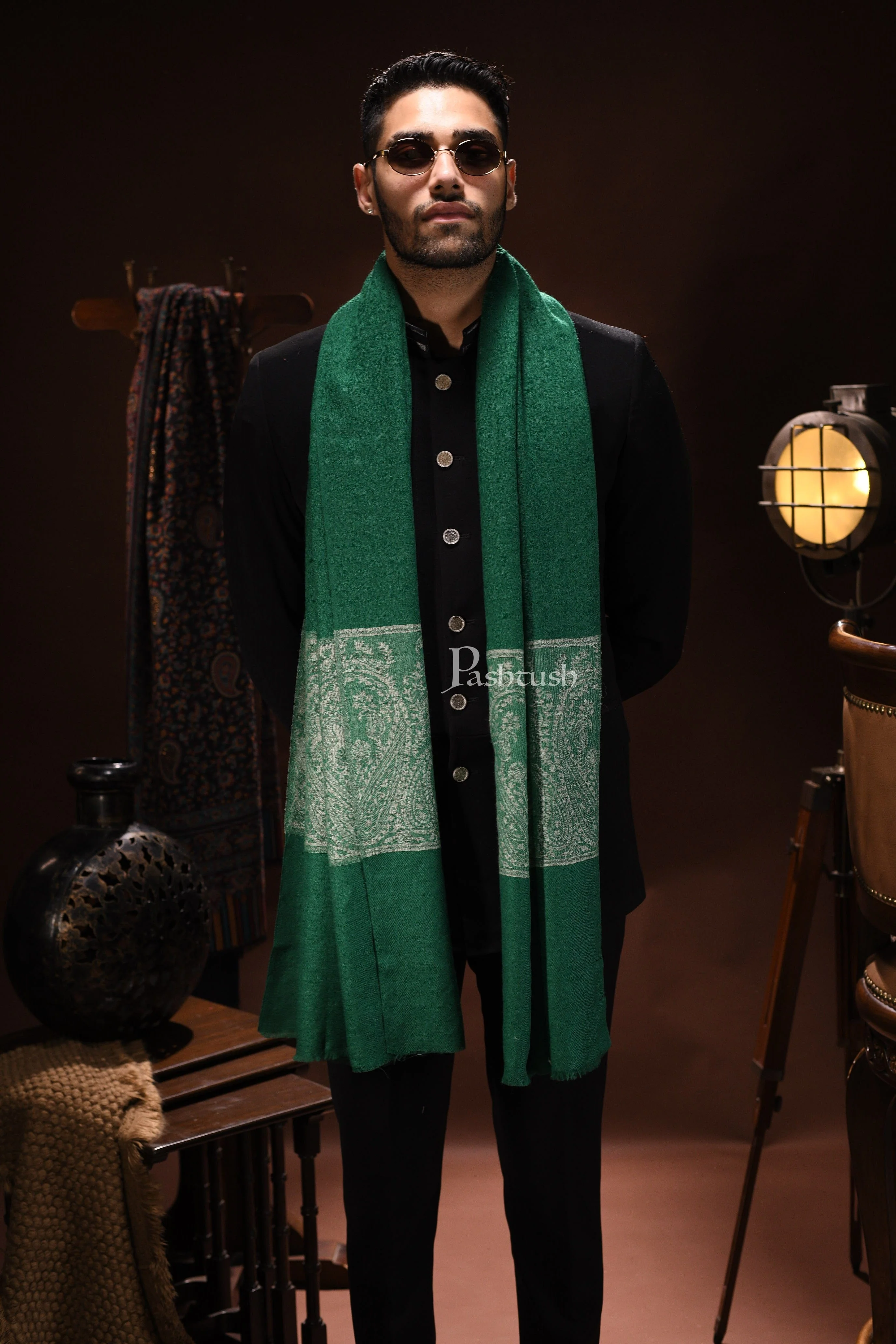Pashtush Mens Scarf With Chanting Paisleys Design, Soft And Warm, Emerald Green