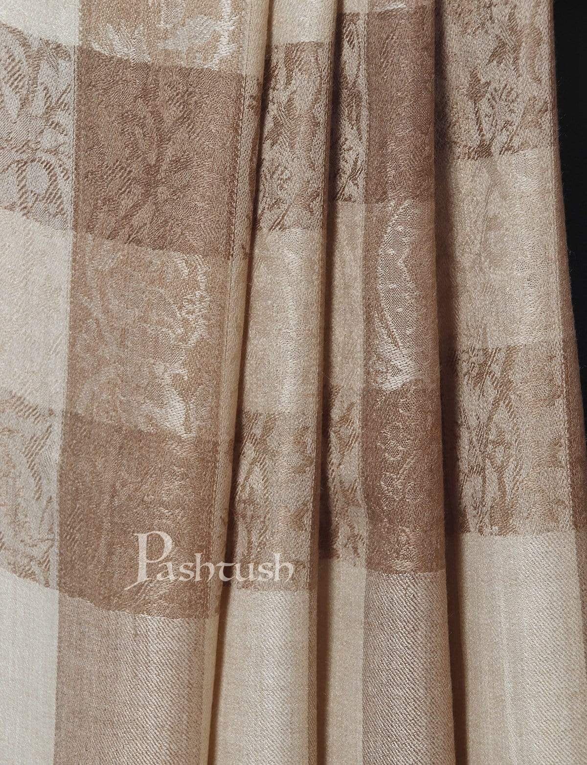 Pashtush Mens Checkered Shawl, Natural Beige, Fine Wool, Medium - Image 2