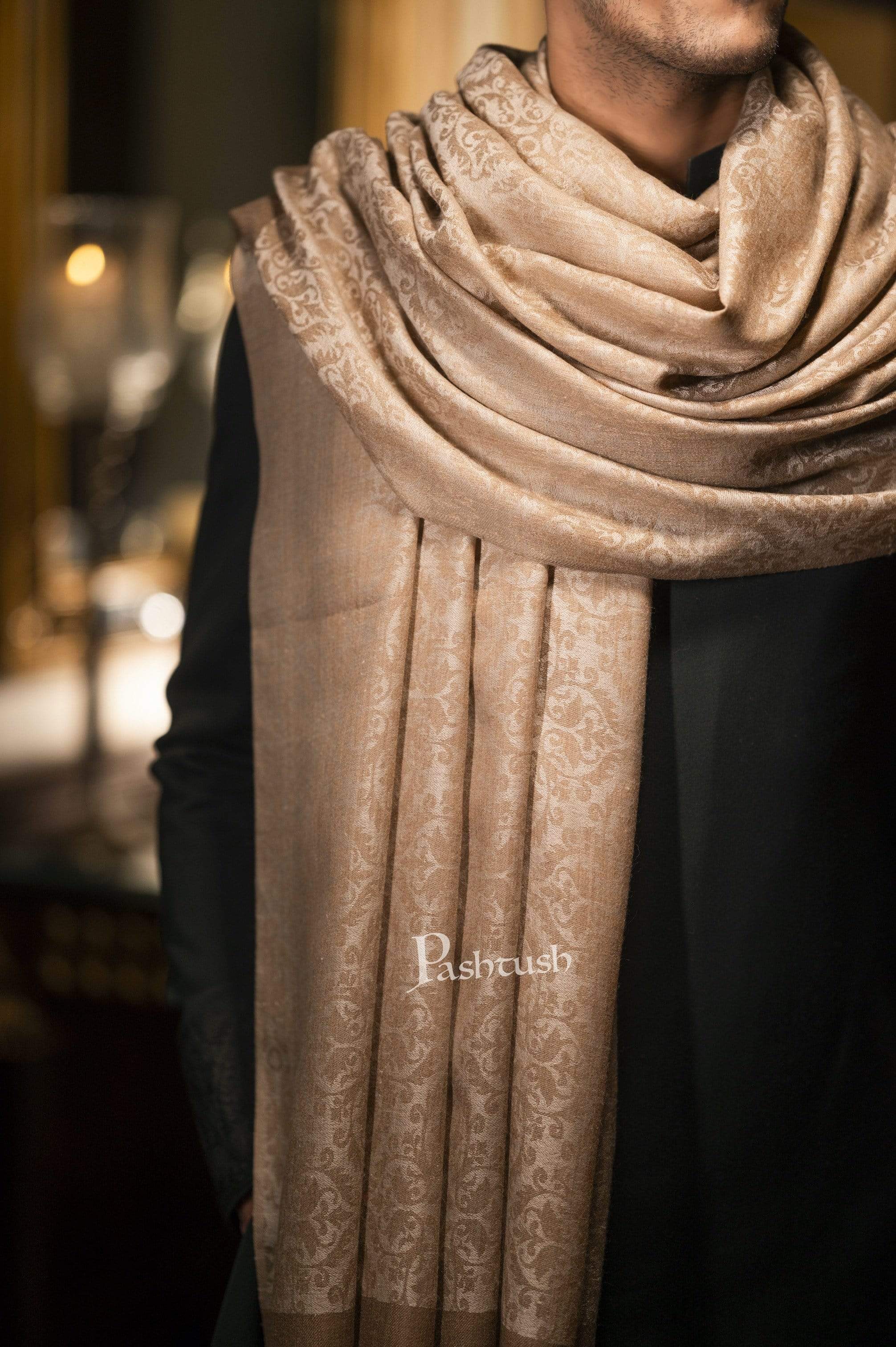 Pashtush Mens Shawl, Fine Wool Jacquard Weave, Soft And Light Weight - Image 4
