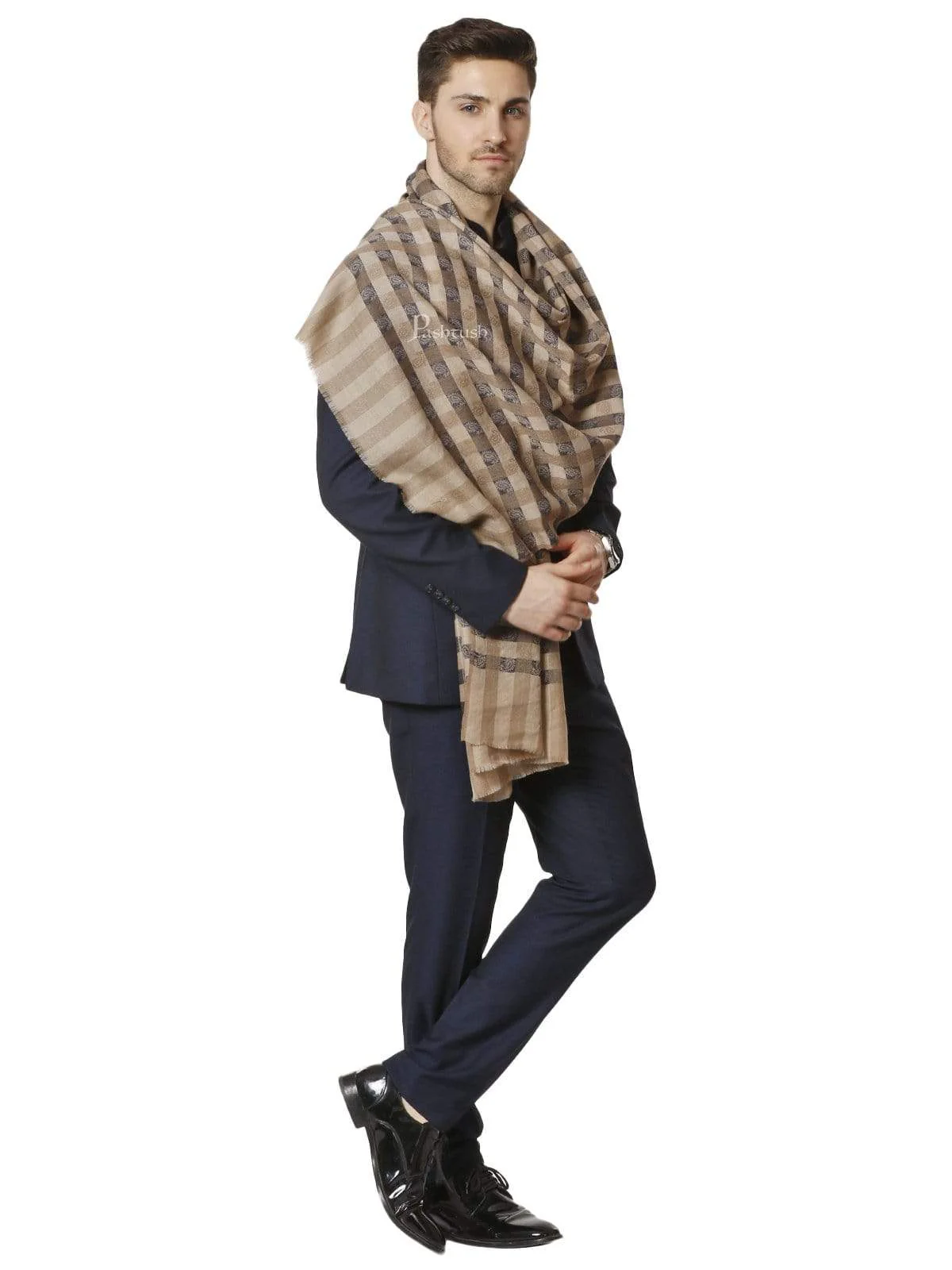 Pashtush Mens Fine Wool Checkered Stole, Black And Beige - Image 4