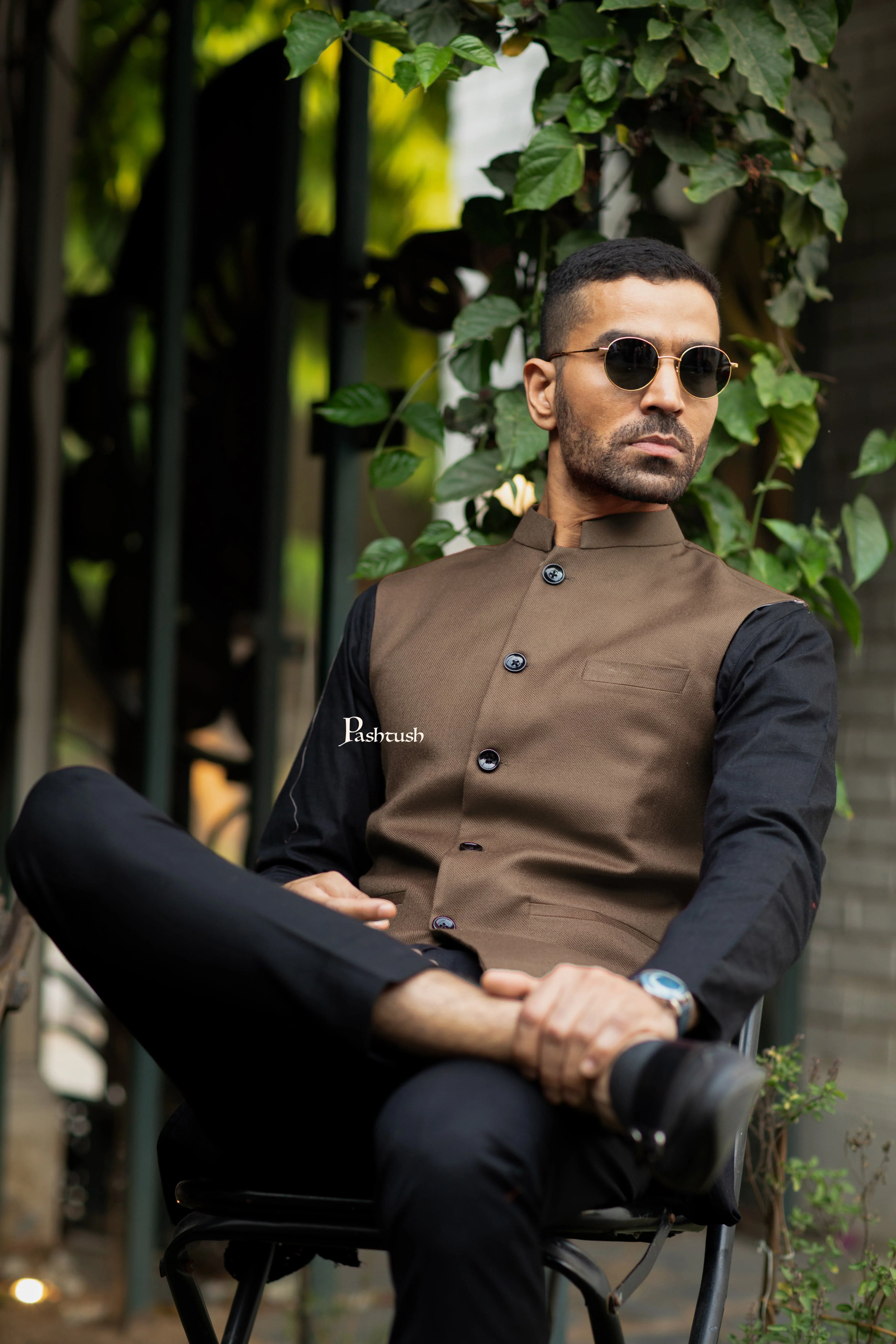 Pashtush Mens Waistcoat, Fine Wool, Taupe - Image 2