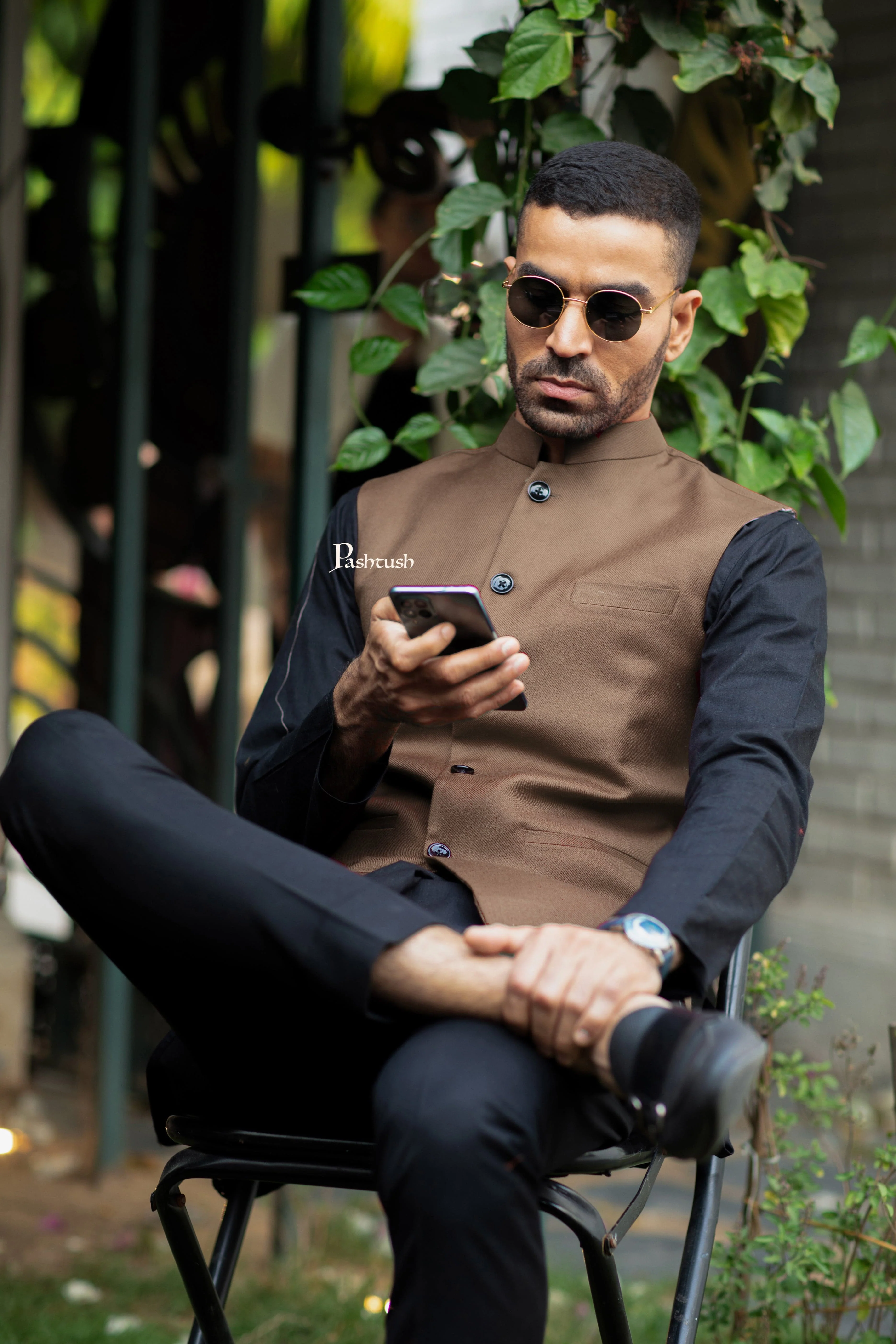 Pashtush Mens Waistcoat, Fine Wool, Taupe - Image 3