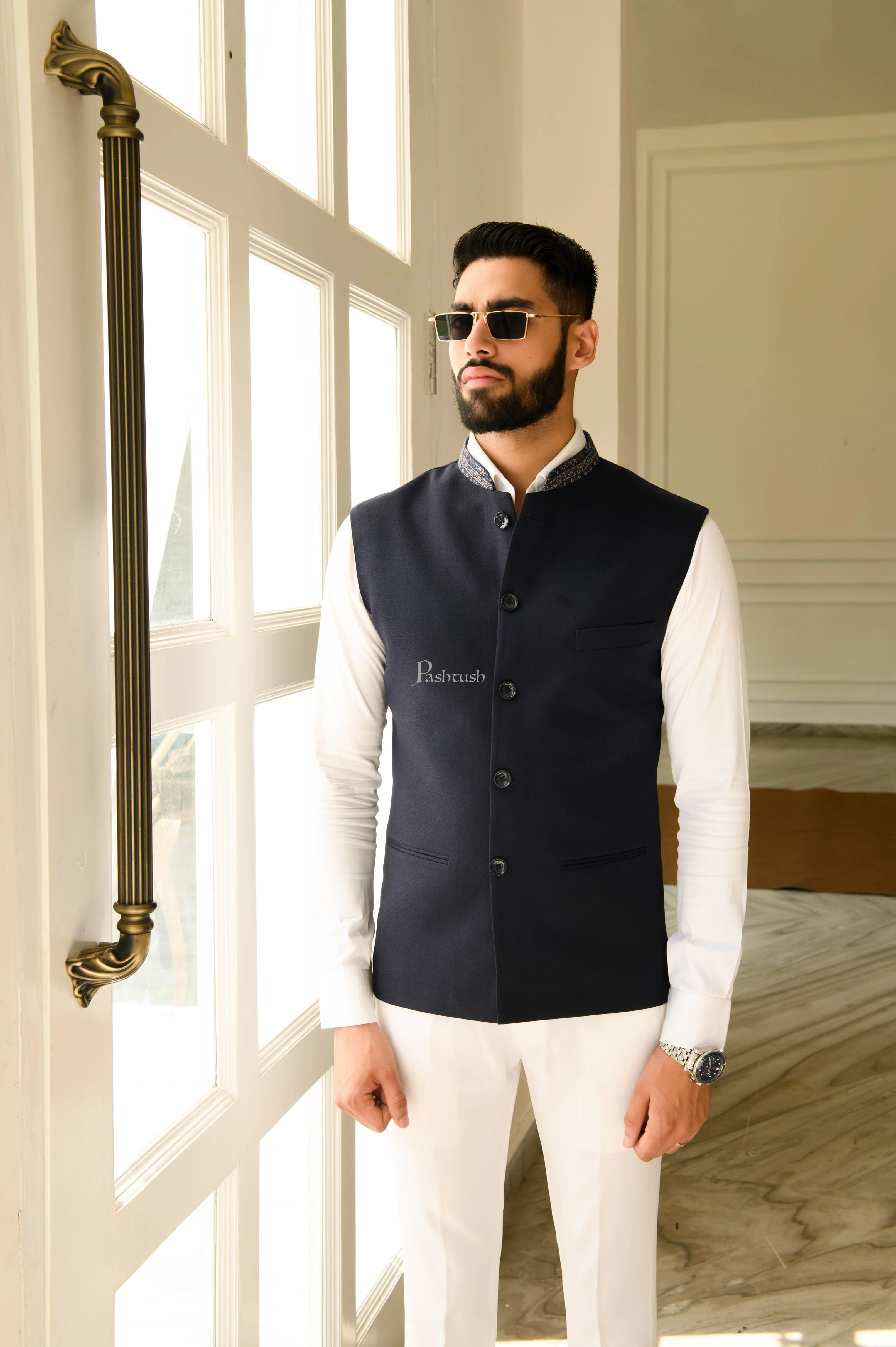Pashtush Mens Waistcoat, Fine Wool, With Collar Detailing, Rich Navy Blue - Image 4