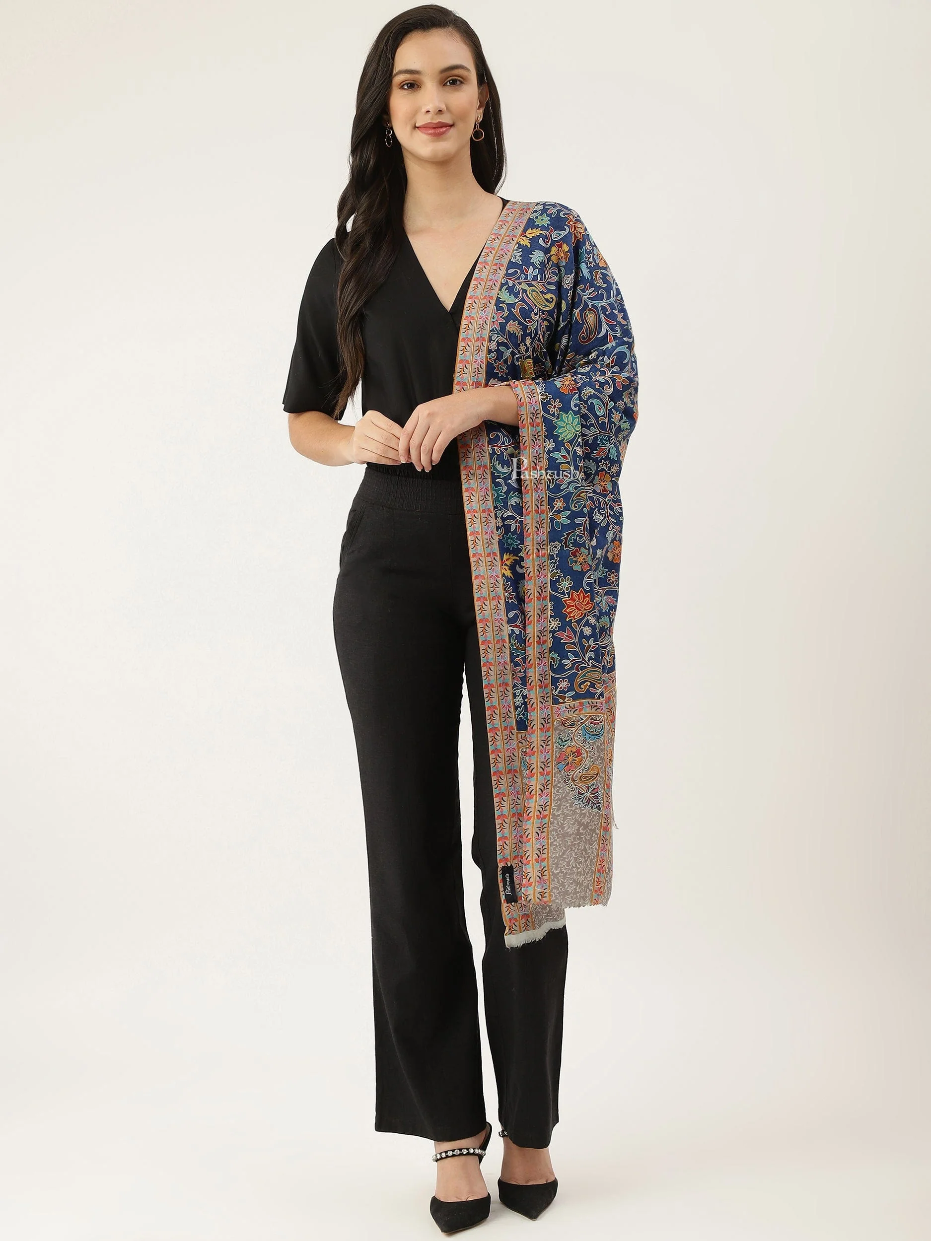 Pashtush women Fine Wool stole, Kalamkari design, Multicolour - Image 4