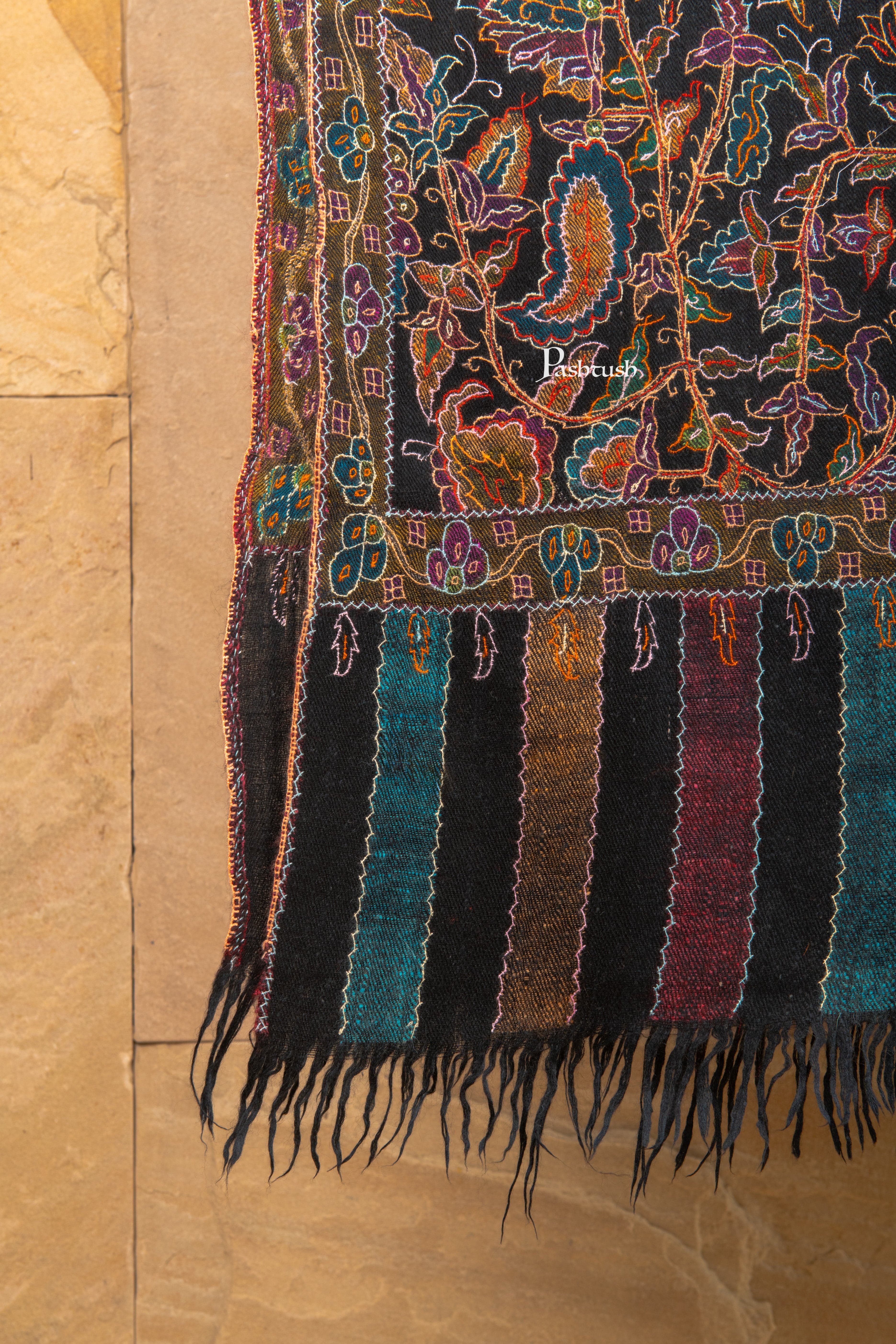Pashtush Women’s Pure Pashmina Outline Kani Jamawar Shawl, Handwoven Kani with Delicate Outline hand Embroidery, Black - Image 2