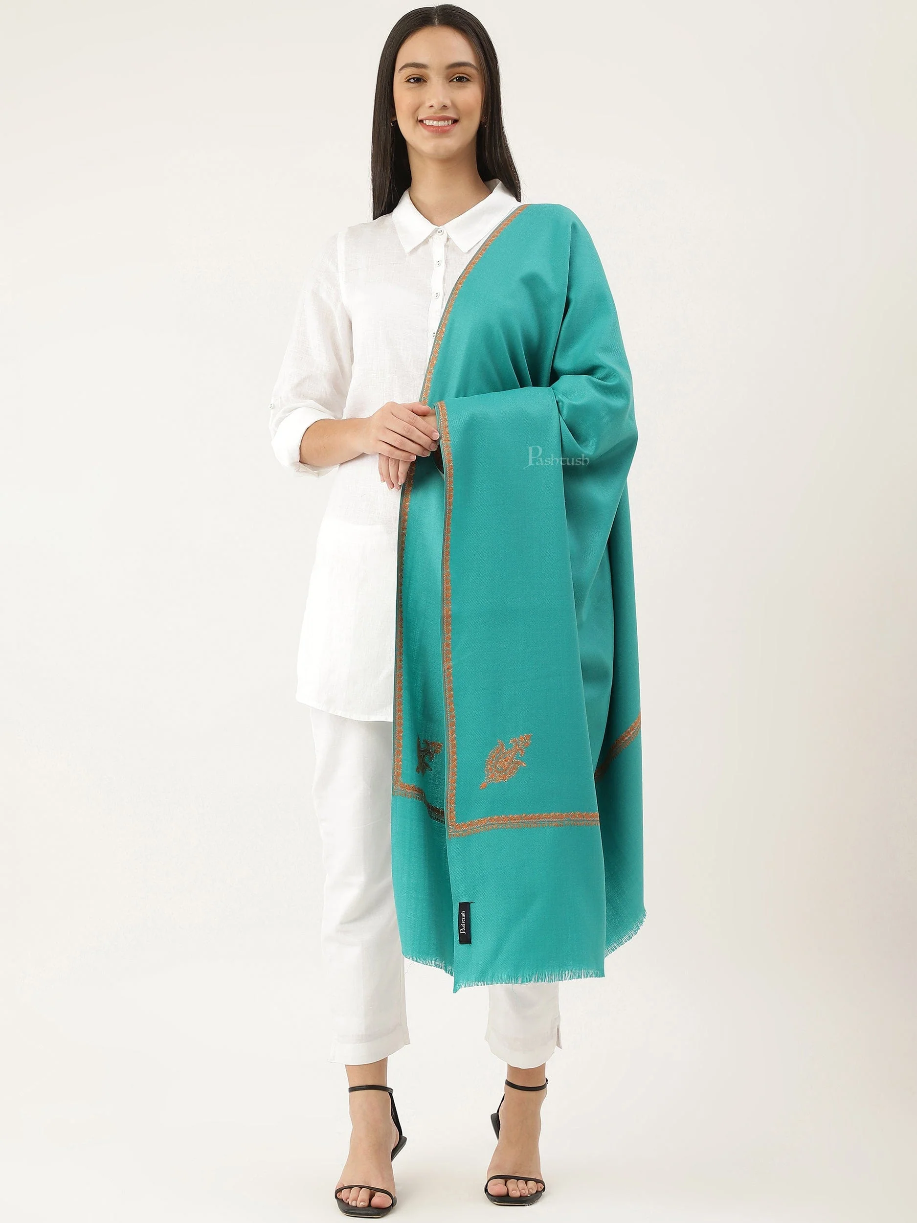 Pashtush women Woollen shawl, Kingri design, Green - Image 5