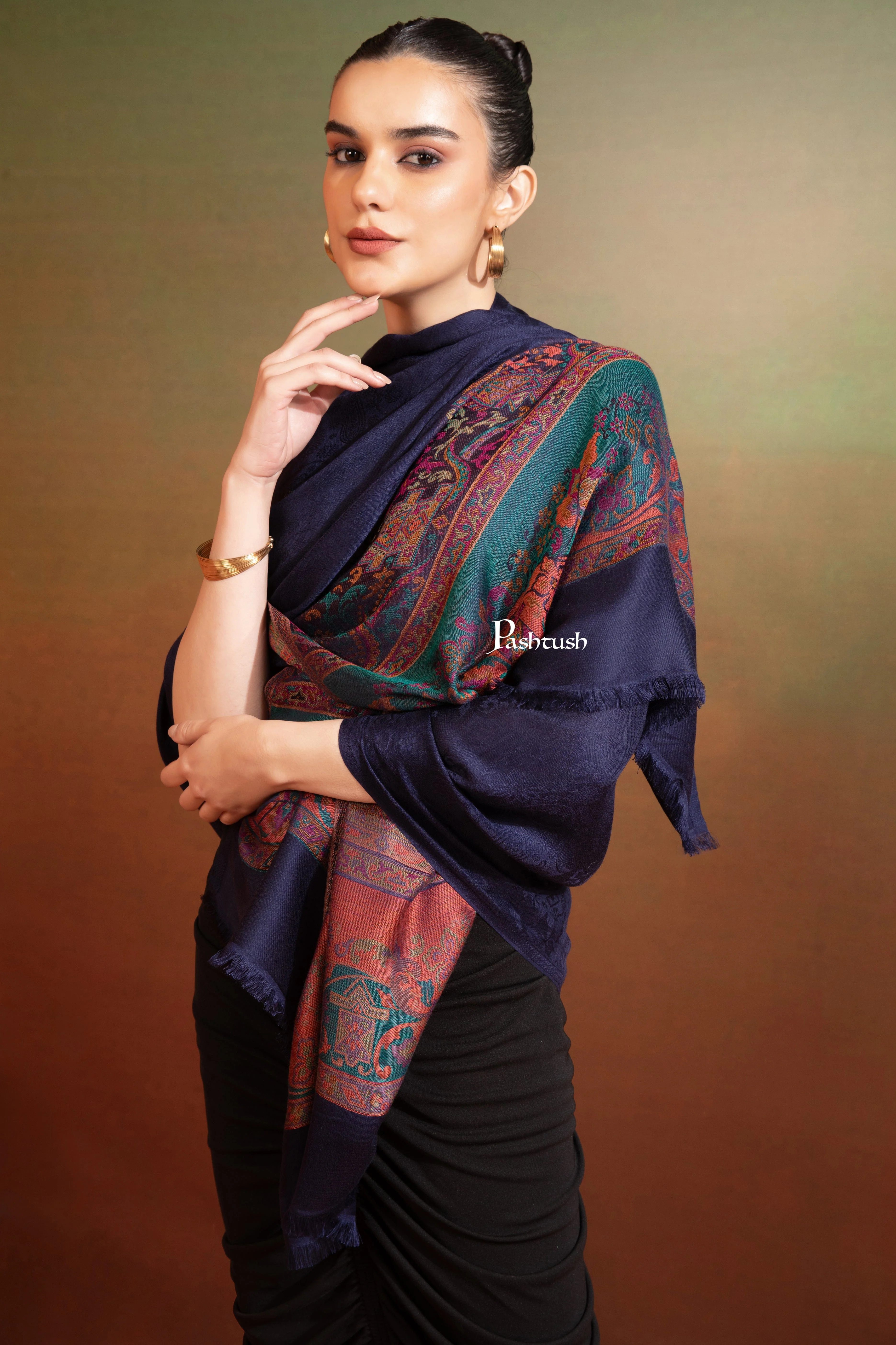 Pashtush Womens Bamboo Stole, Paisely Weave Design, Navy Blue - Image 4