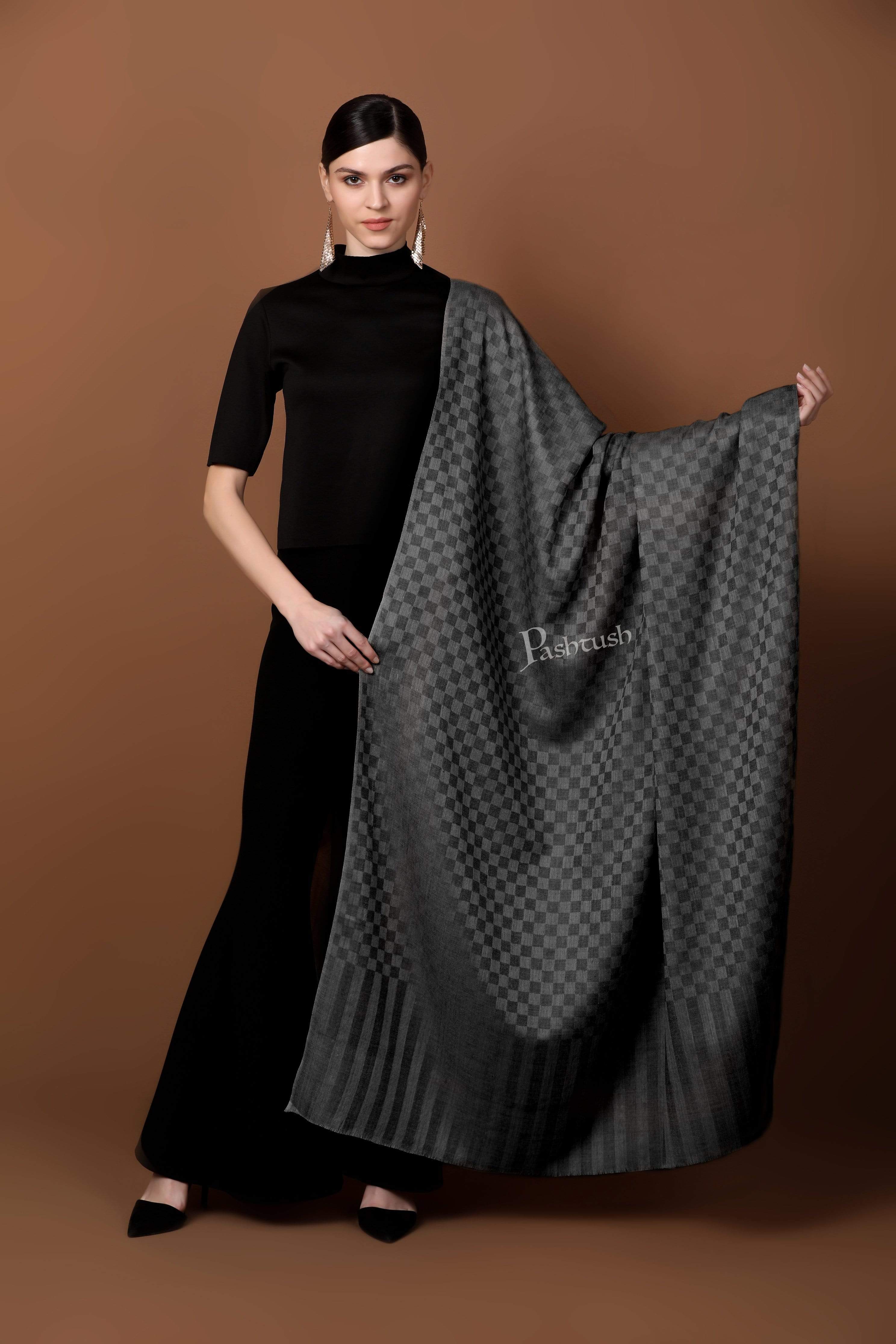 Pashtush Womens Checkered Shawl, In Extra Soft Fine Wool, Large Size