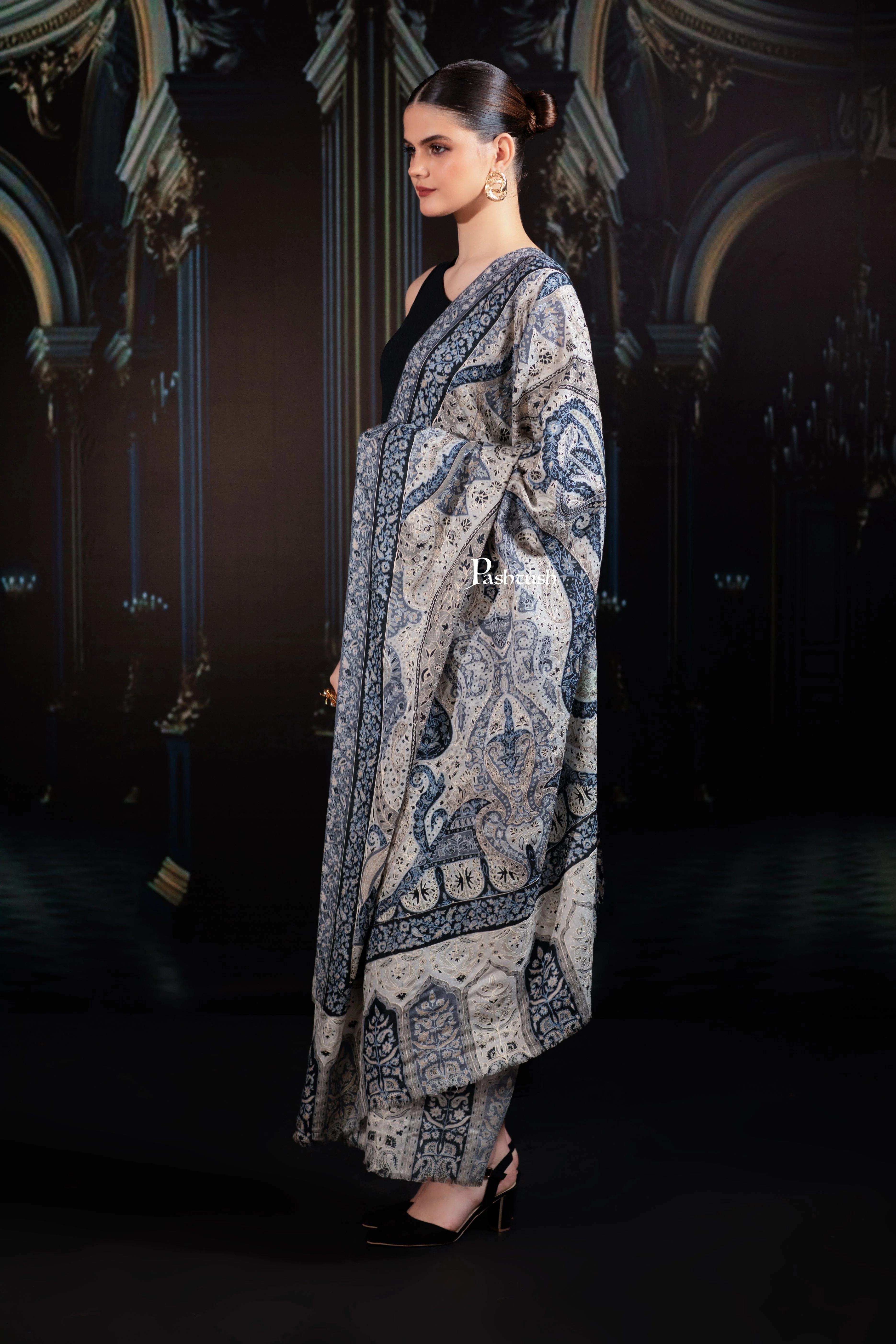 Pashtush Womens Extra Fine Wool Shawl, Hand Embroidered Kalamkari Design, Azure Blue And Ivory - Image 4