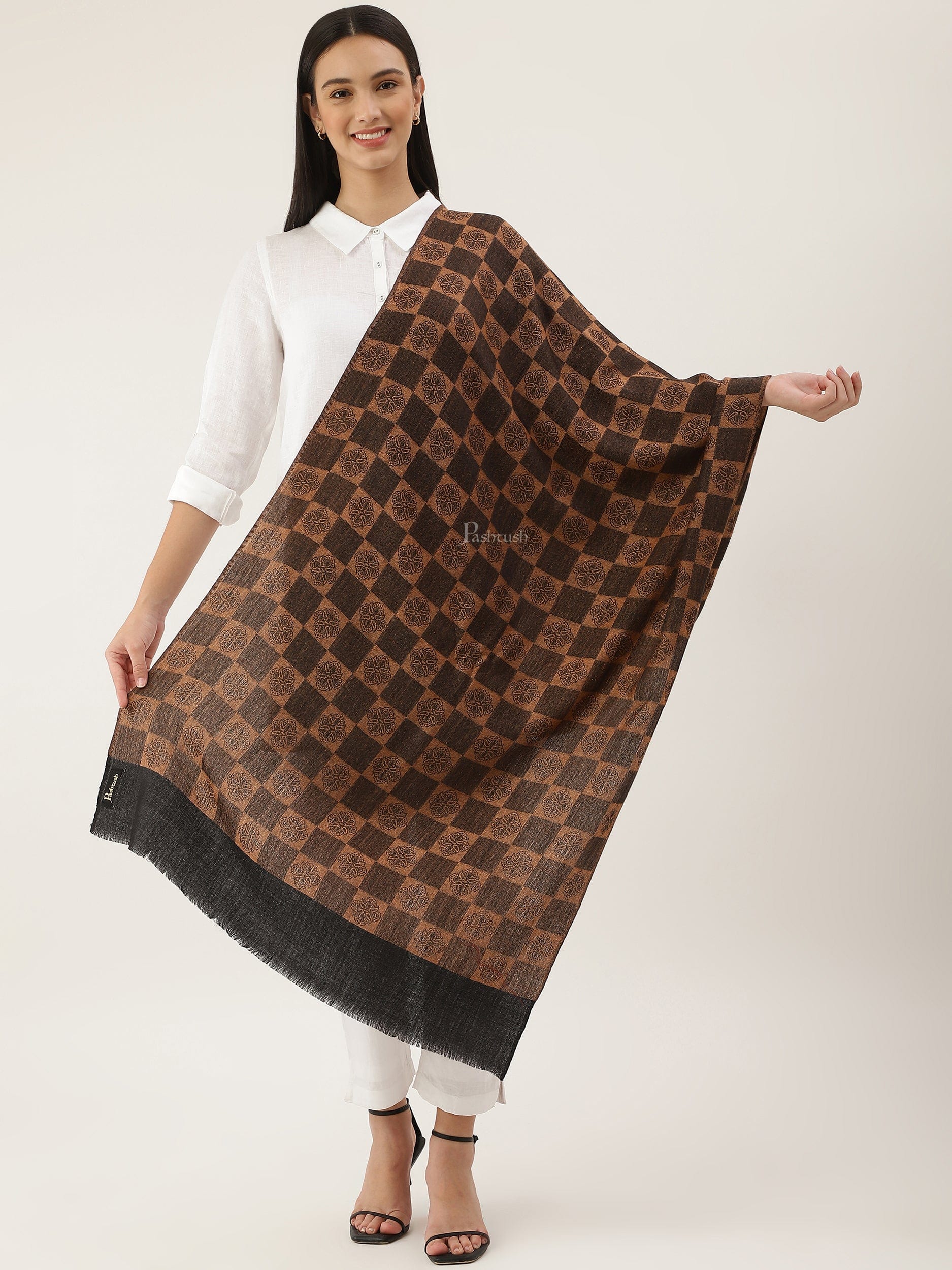 Pashtush womens Extra Fine Wool Stole, checkered design, Black - Image 4