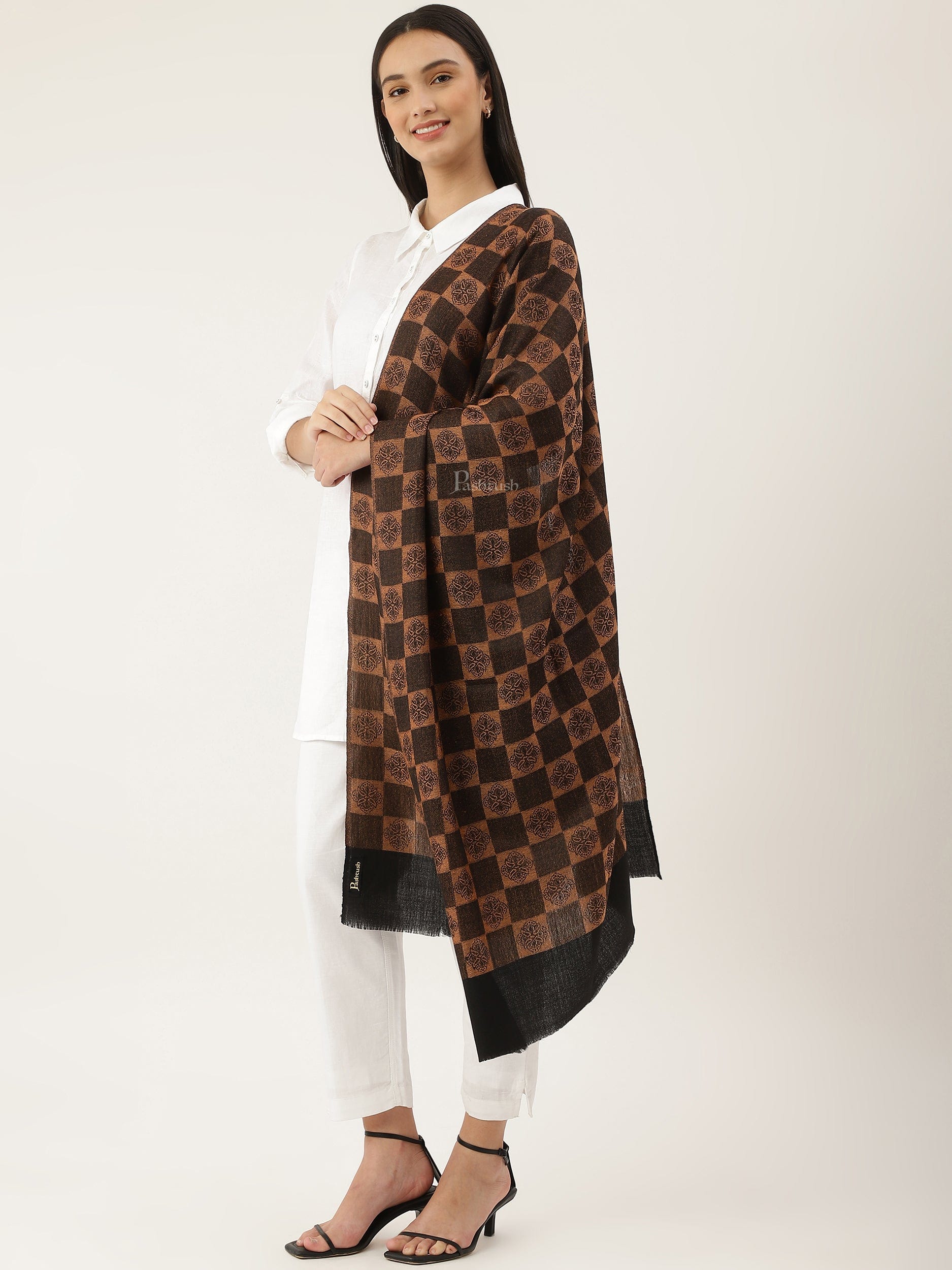 Pashtush womens Extra Fine Wool Stole, checkered design, Black - Image 5