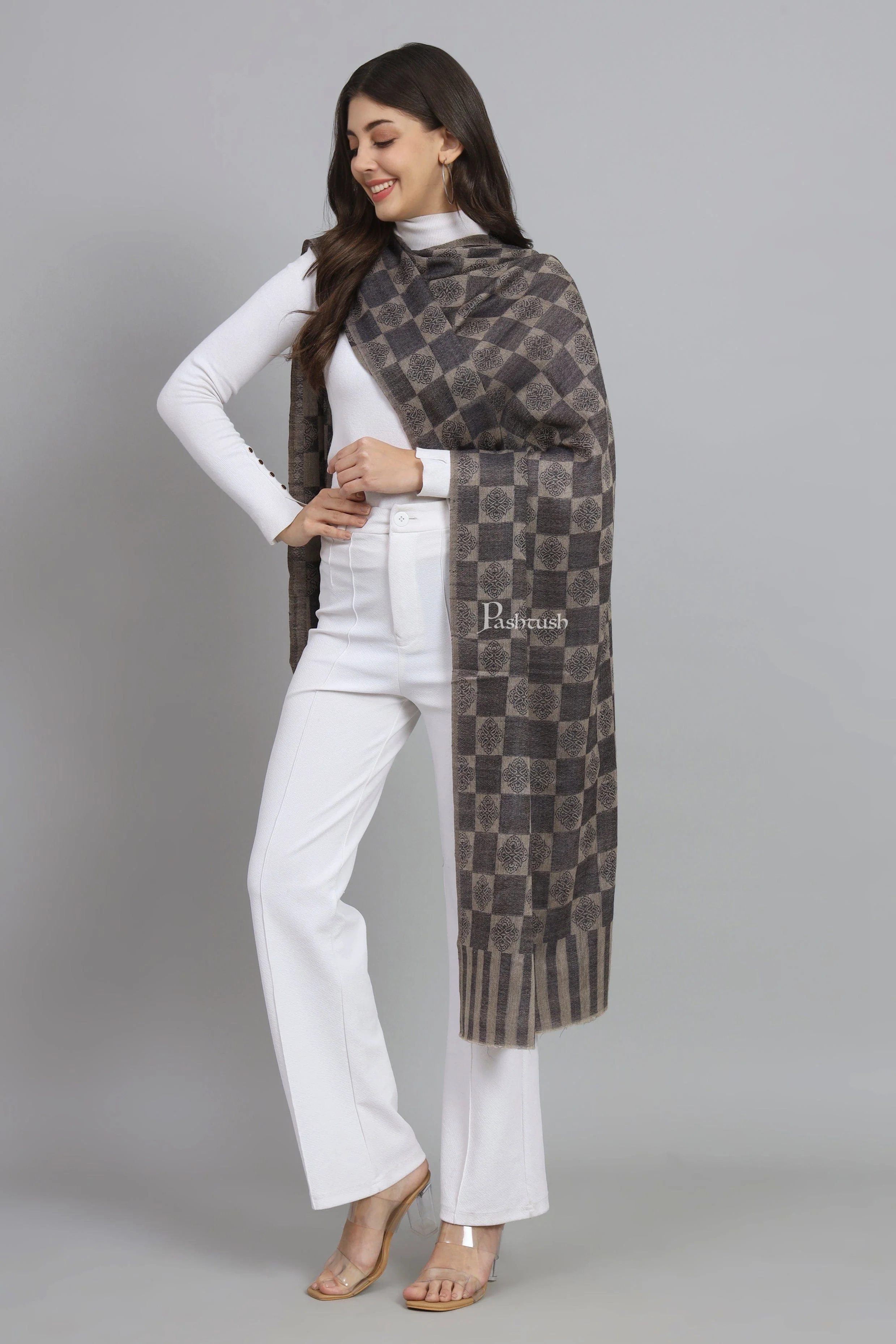 Pashtush Womens Extra Fine Wool Stole, Checkered Design, Navy Blue - Image 5