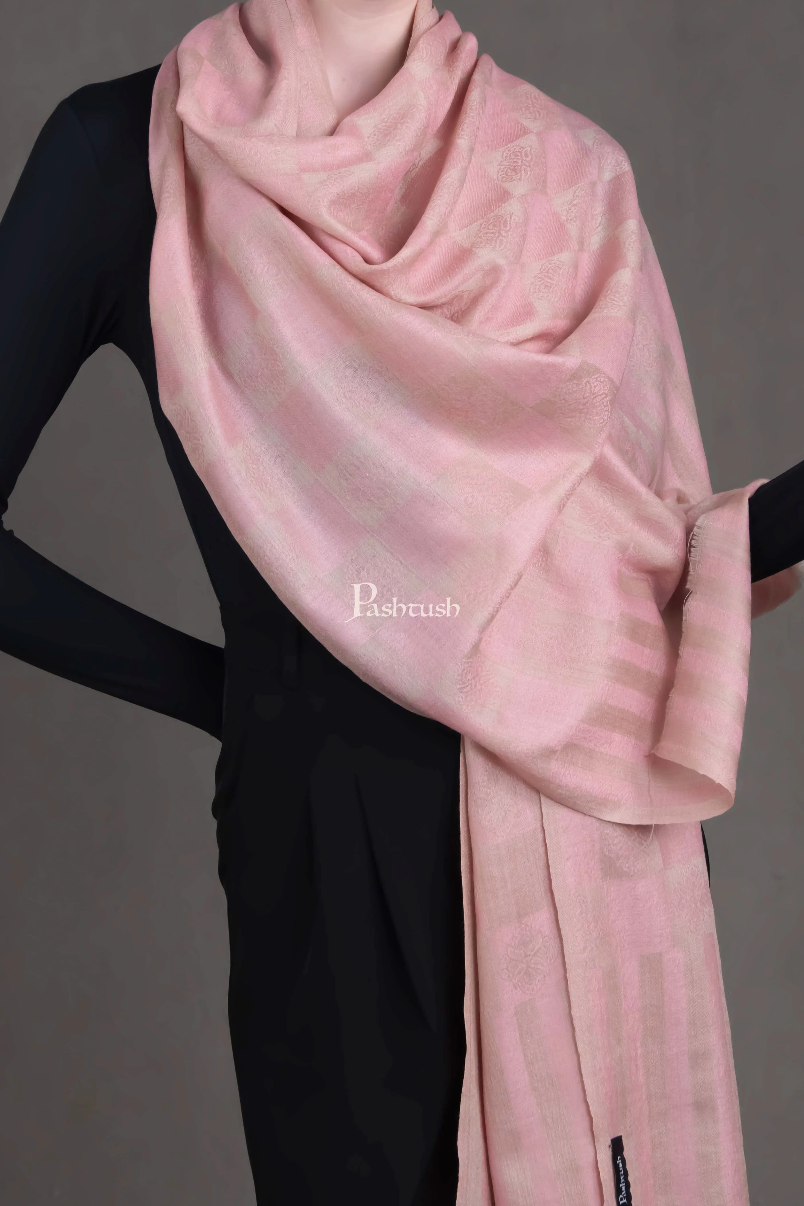 Pashtush Womens Extra Fine Wool Stole, Checkered Design, Pink - Image 2