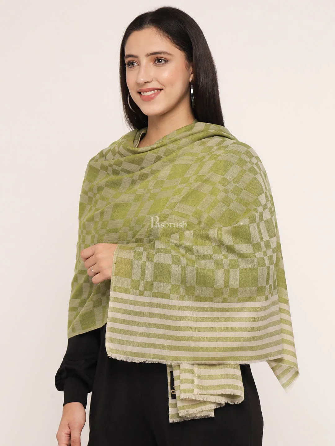 Pashtush womens Extra Fine Wool Stole, extra fine wool design, Green - Image 3