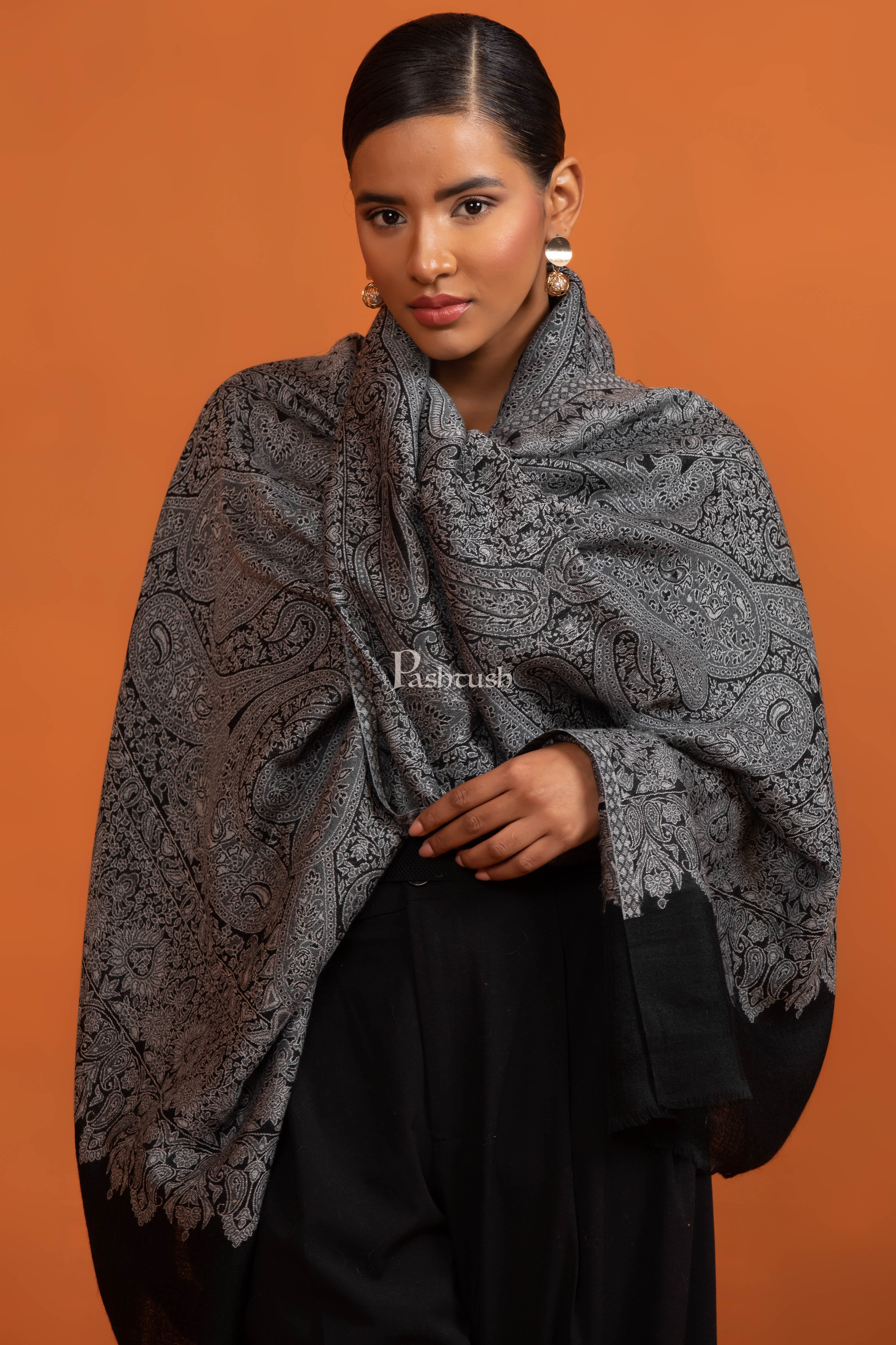 Pashtush Womens Extra Fine Wool Stole, Paisley Jamawar Design, Black - Image 6