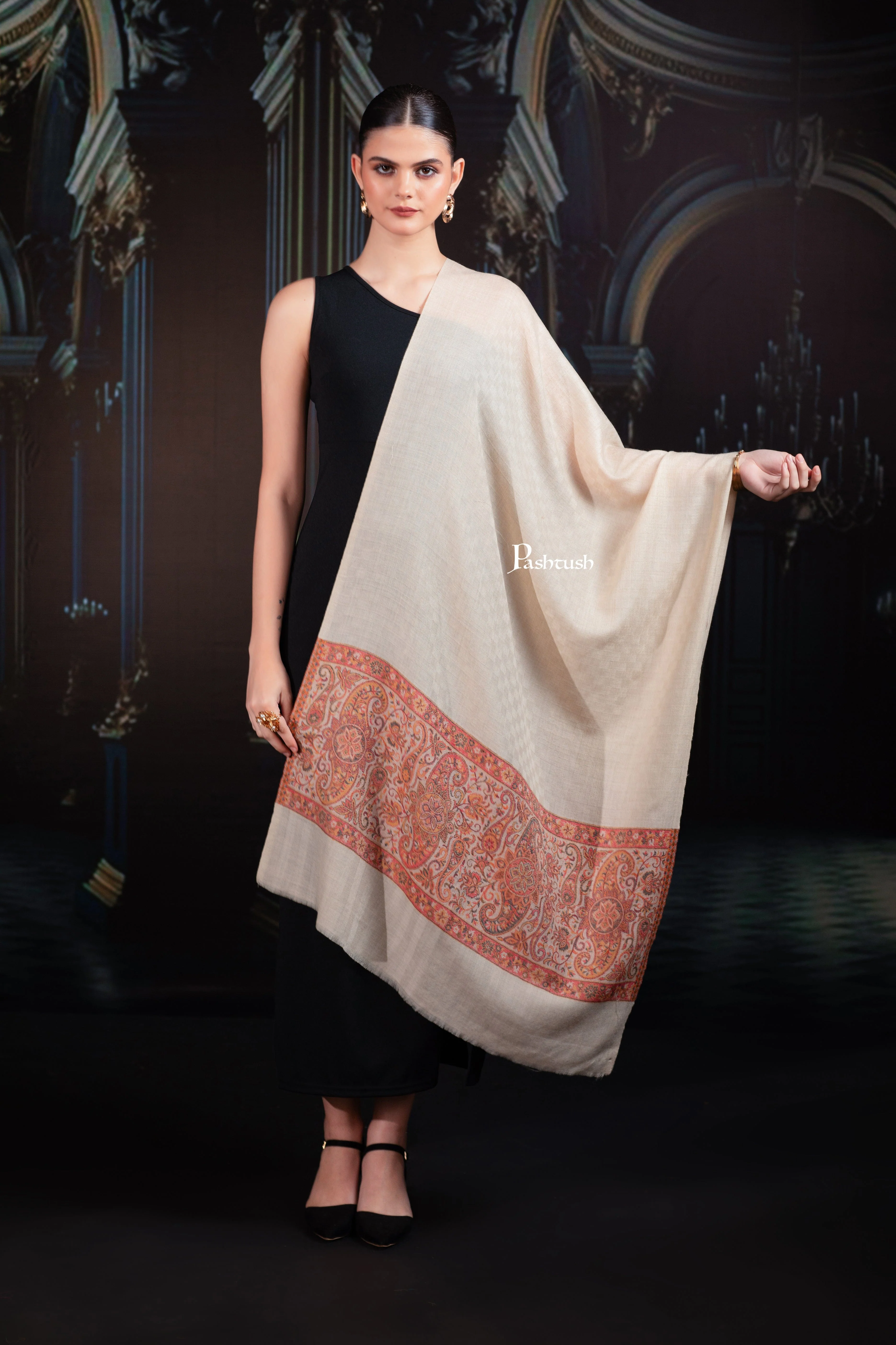 Pashtush Womens Extra Fine Wool Stole, Paisley Palla Design, Beige
