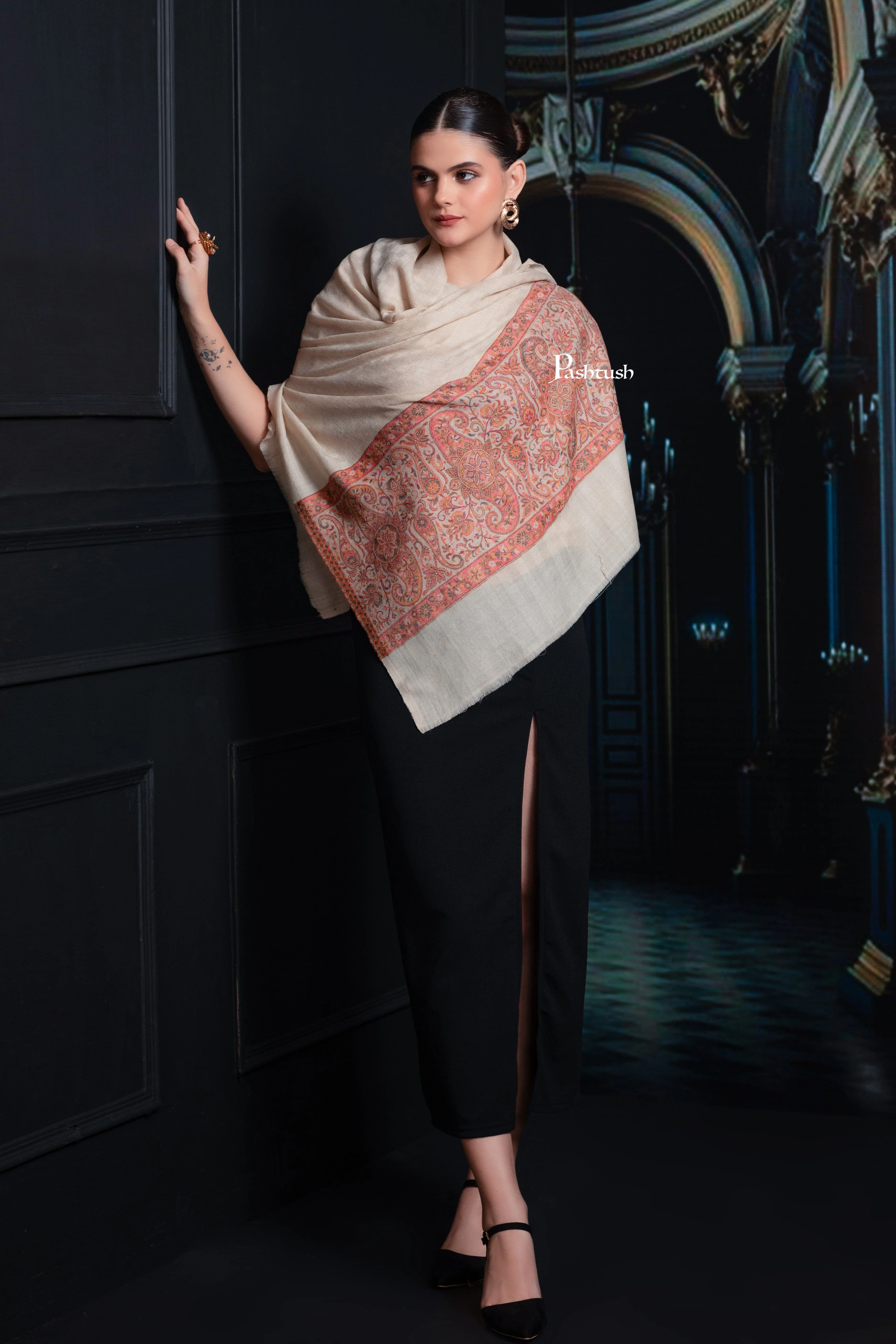 Pashtush Womens Extra Fine Wool Stole, Paisley Palla Design, Beige - Image 6