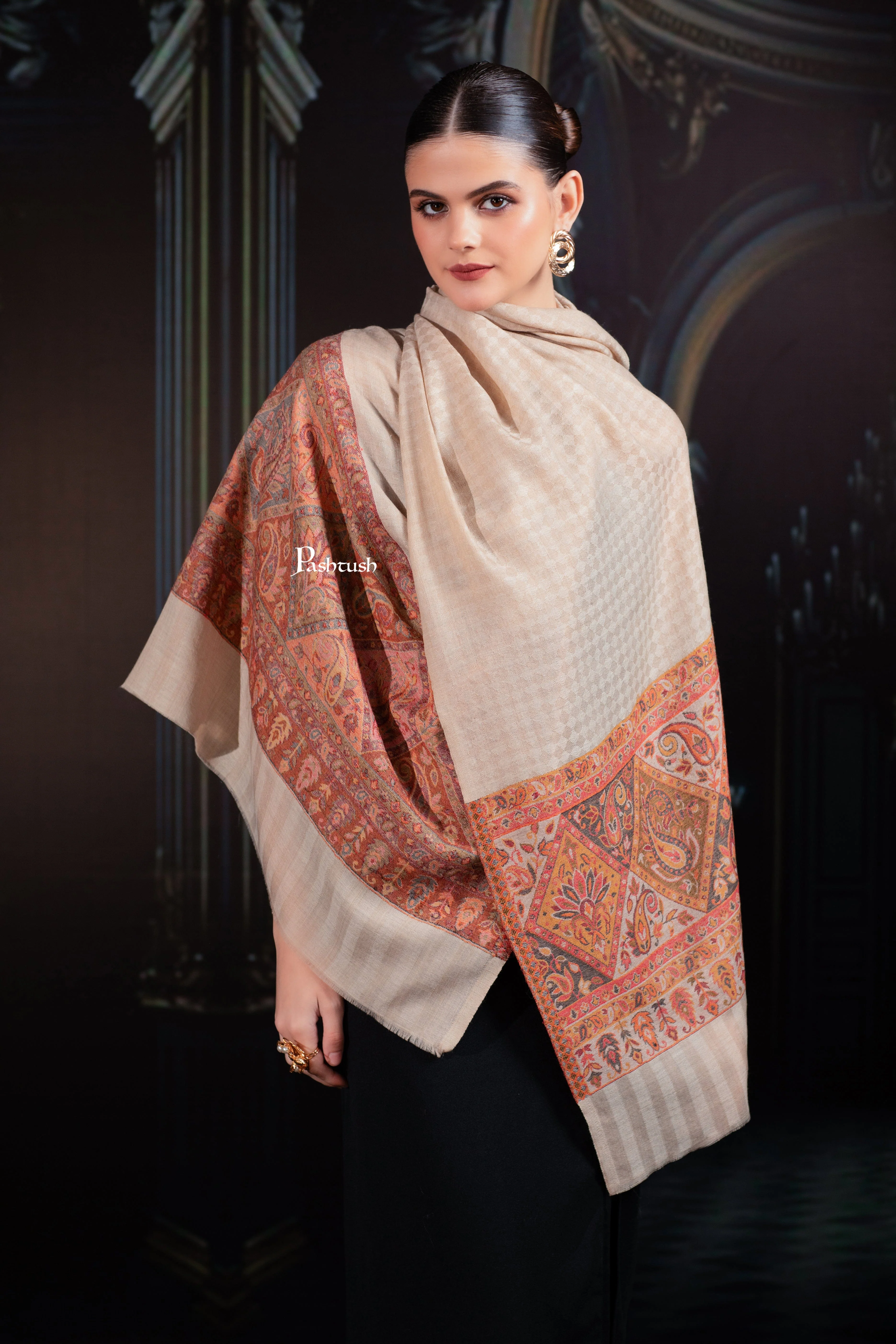 Pashtush Womens Extra Fine Wool Stole, Paisley Palla Design, Beige