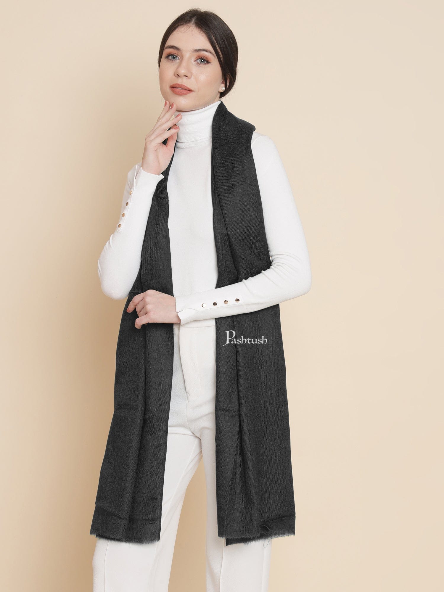 Pashtush Womens Extra Fine Wool Stole, Solid Design, Black
