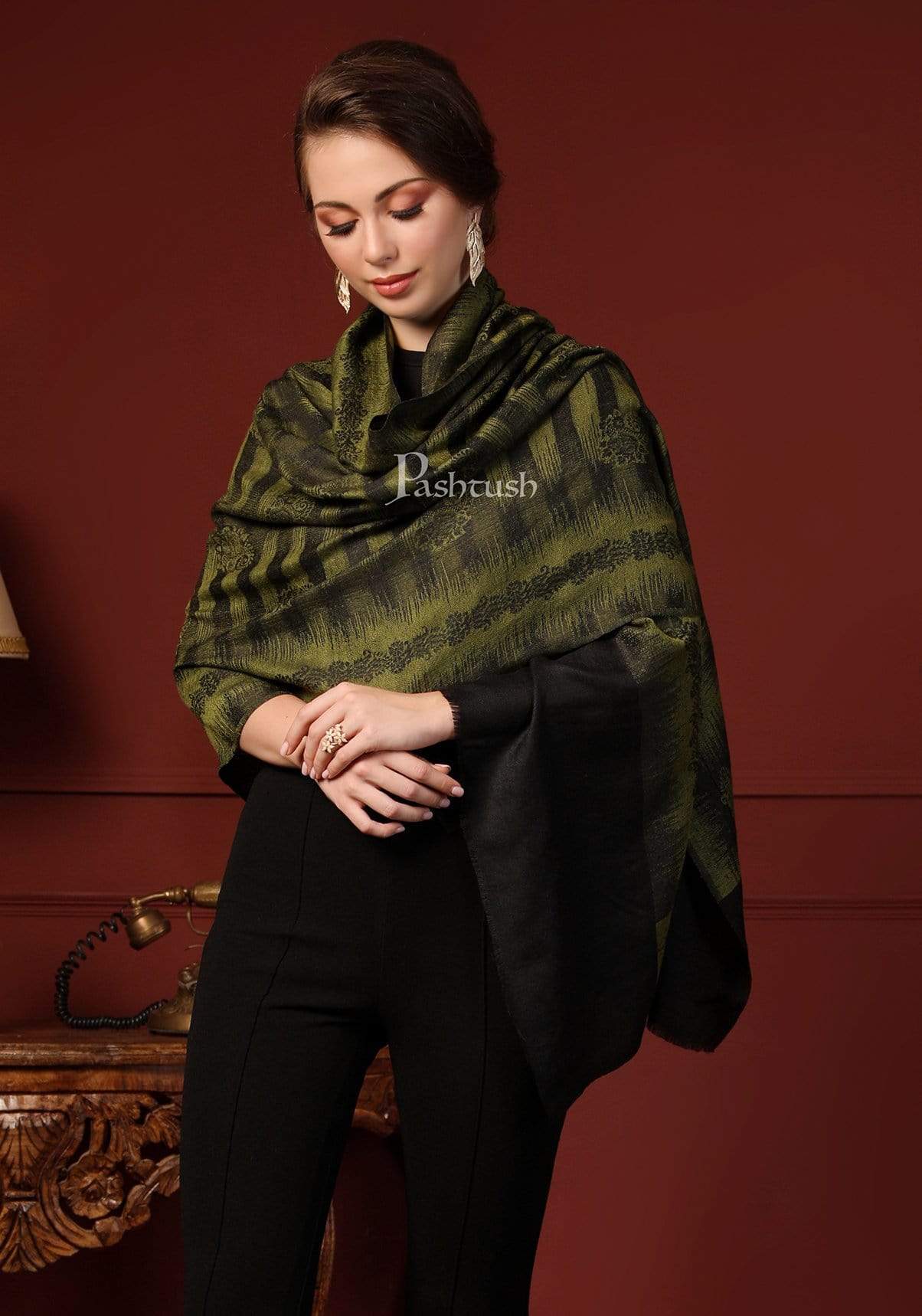 Pashtush Women'S Fine Wool Ikkat Design, Stole, Emerald Green