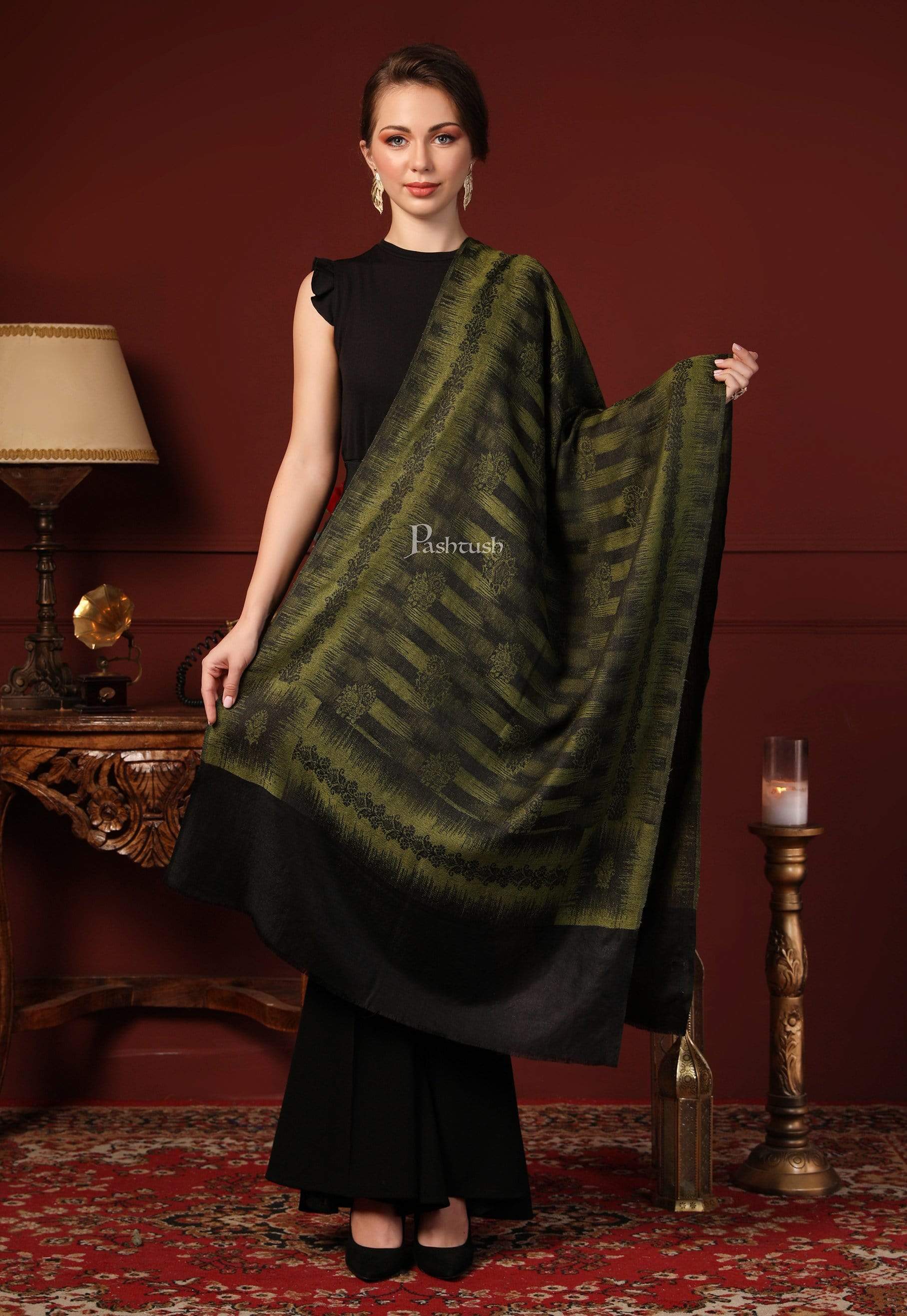 Pashtush Women'S Fine Wool Ikkat Design, Stole, Emerald Green - Image 2